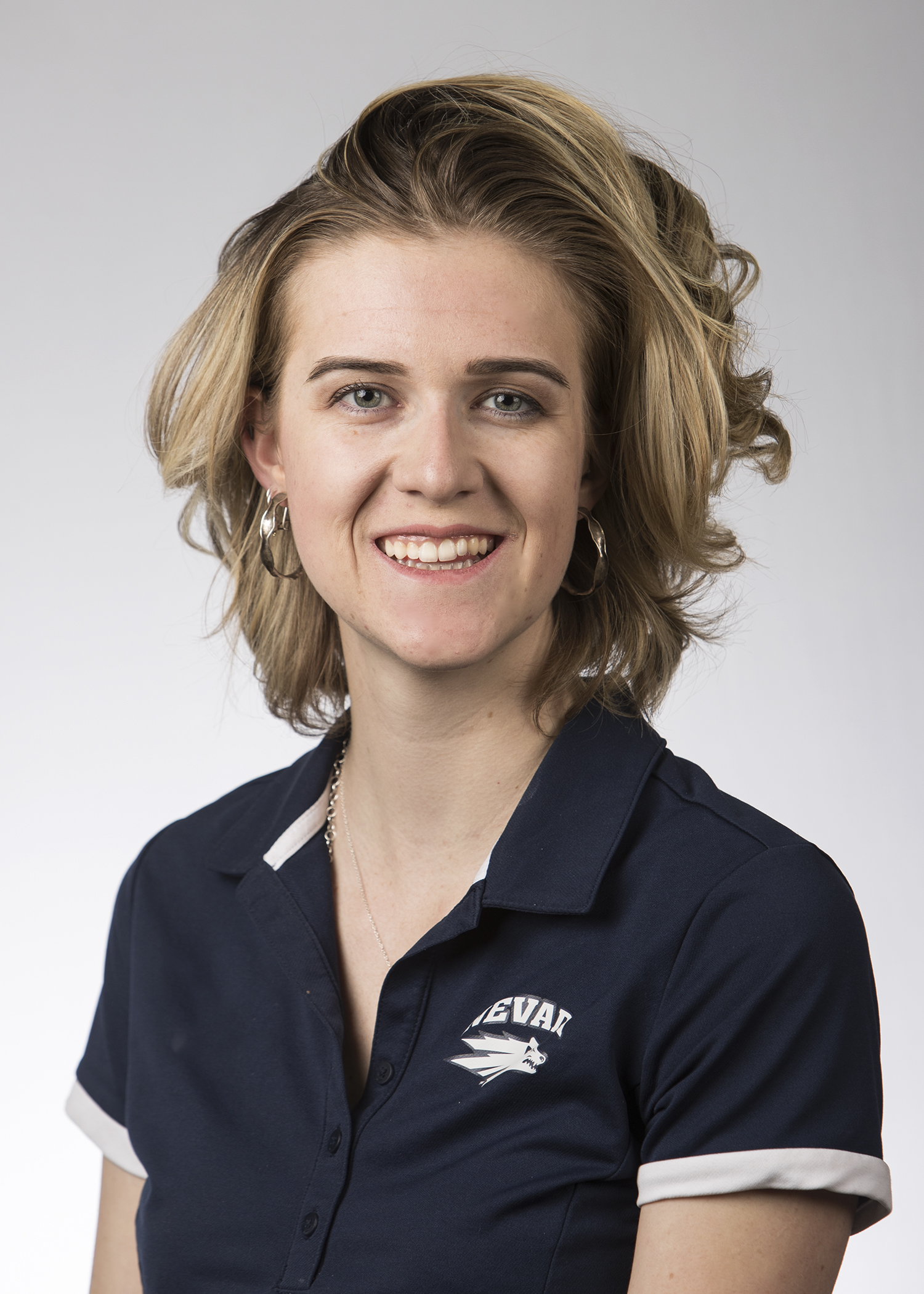 2018-19 Headshot of Rachel Donovan