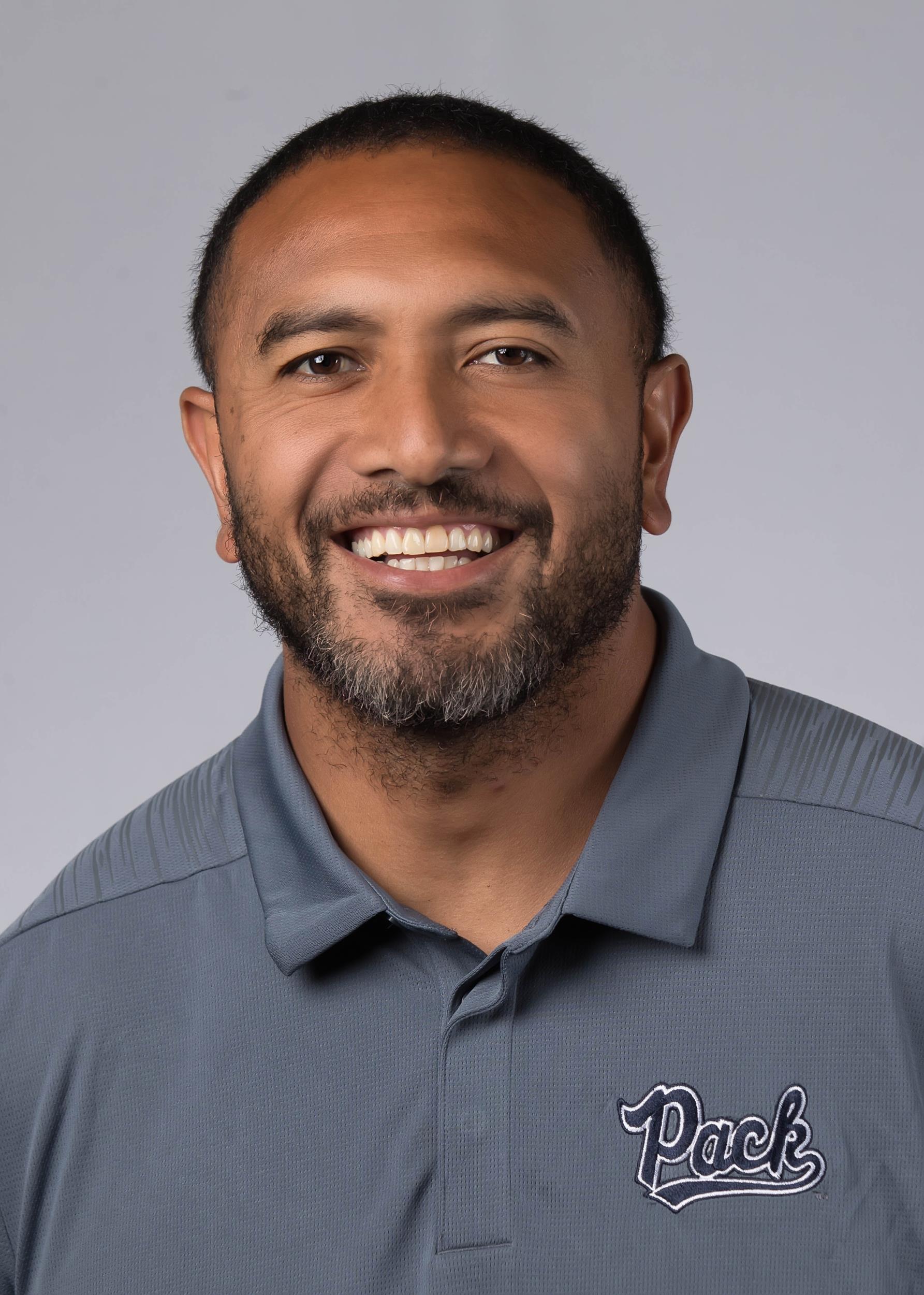 2018 Headshot of Jason Kaufusi
