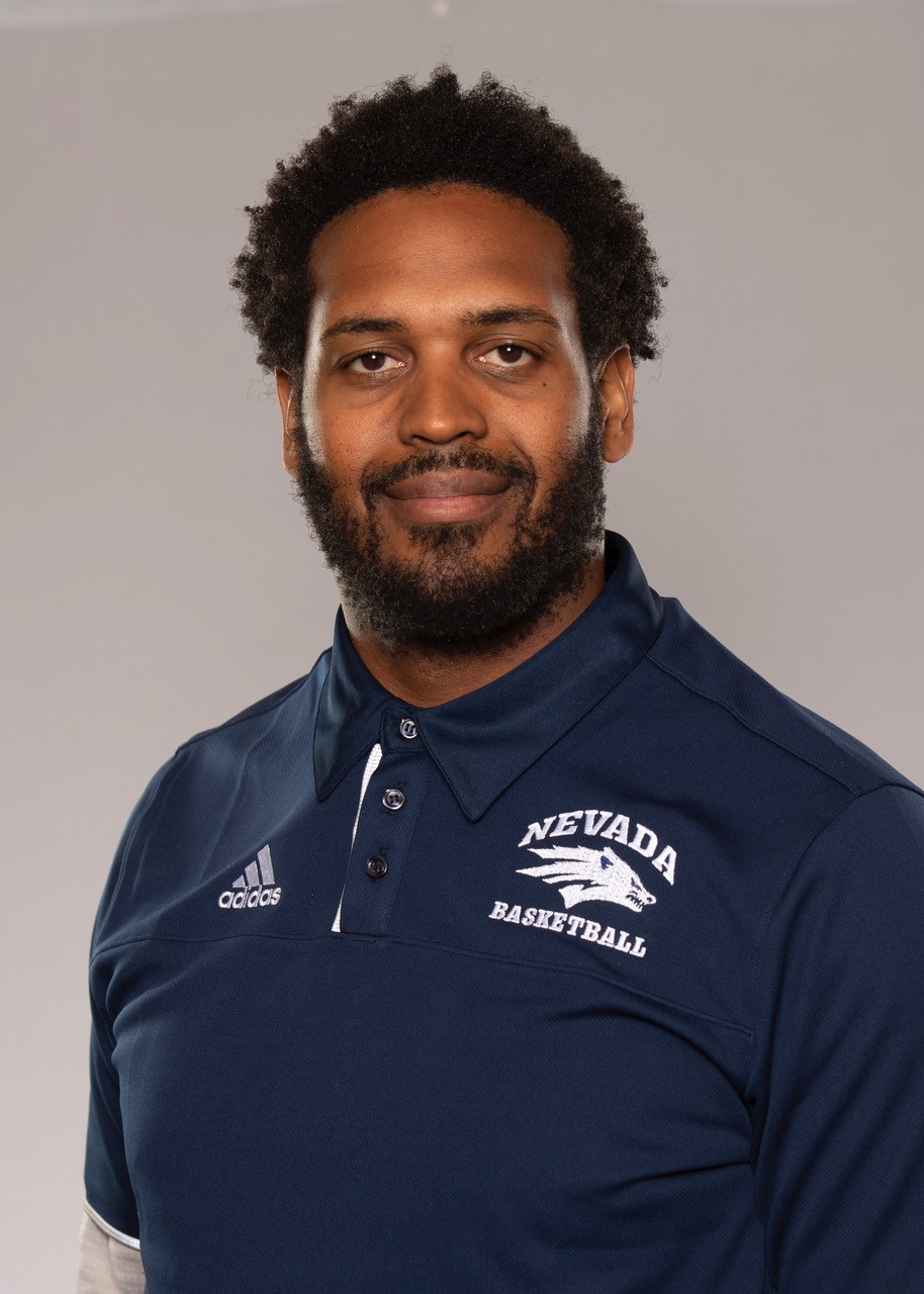 Irvin Stevens academic advisor head shot for the 2019-20 season