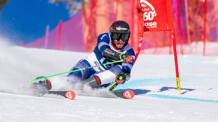Tommaso Speri makes a turn at the giant slalom gate