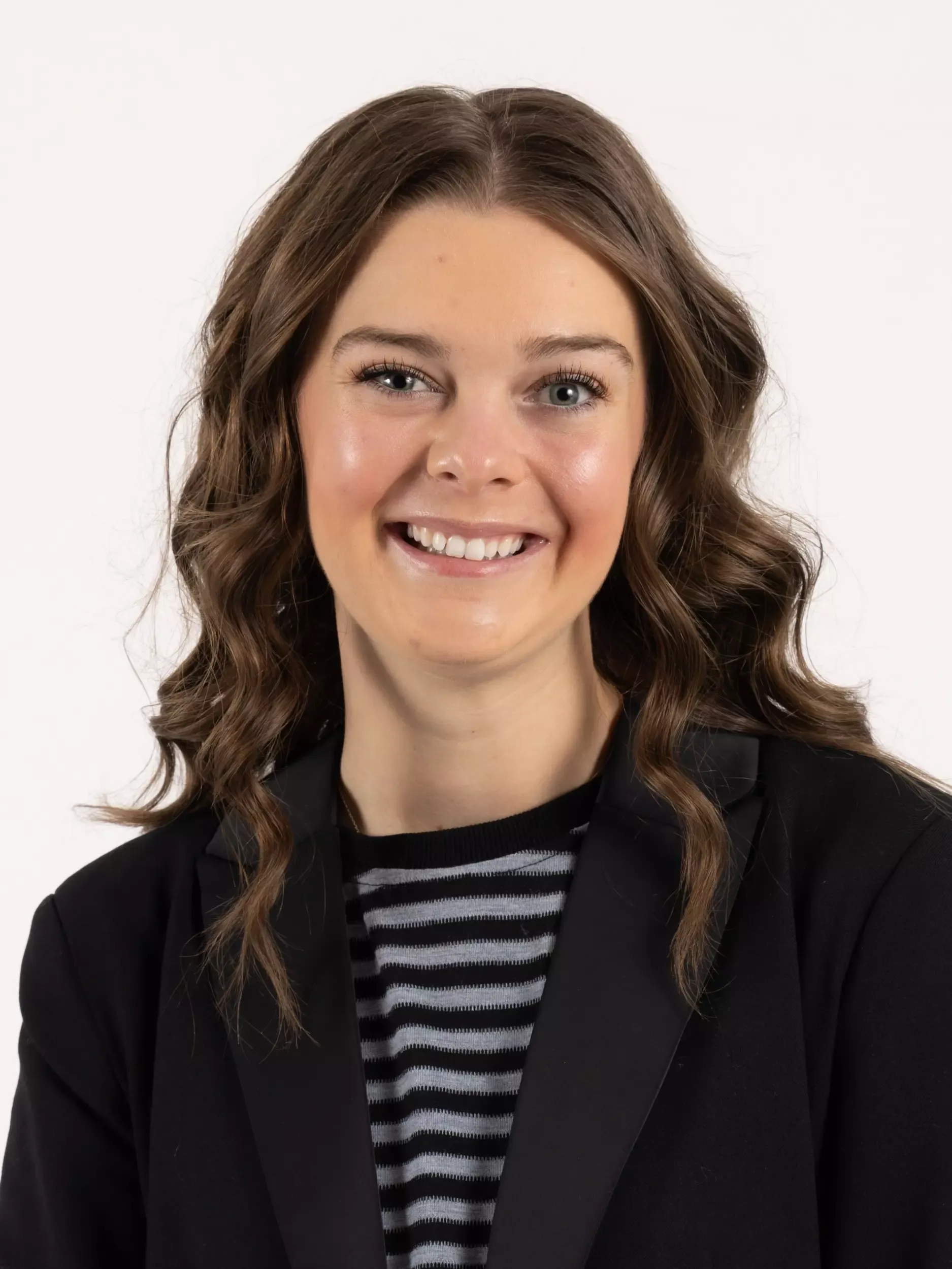 Headshot of Elsie Ferguson