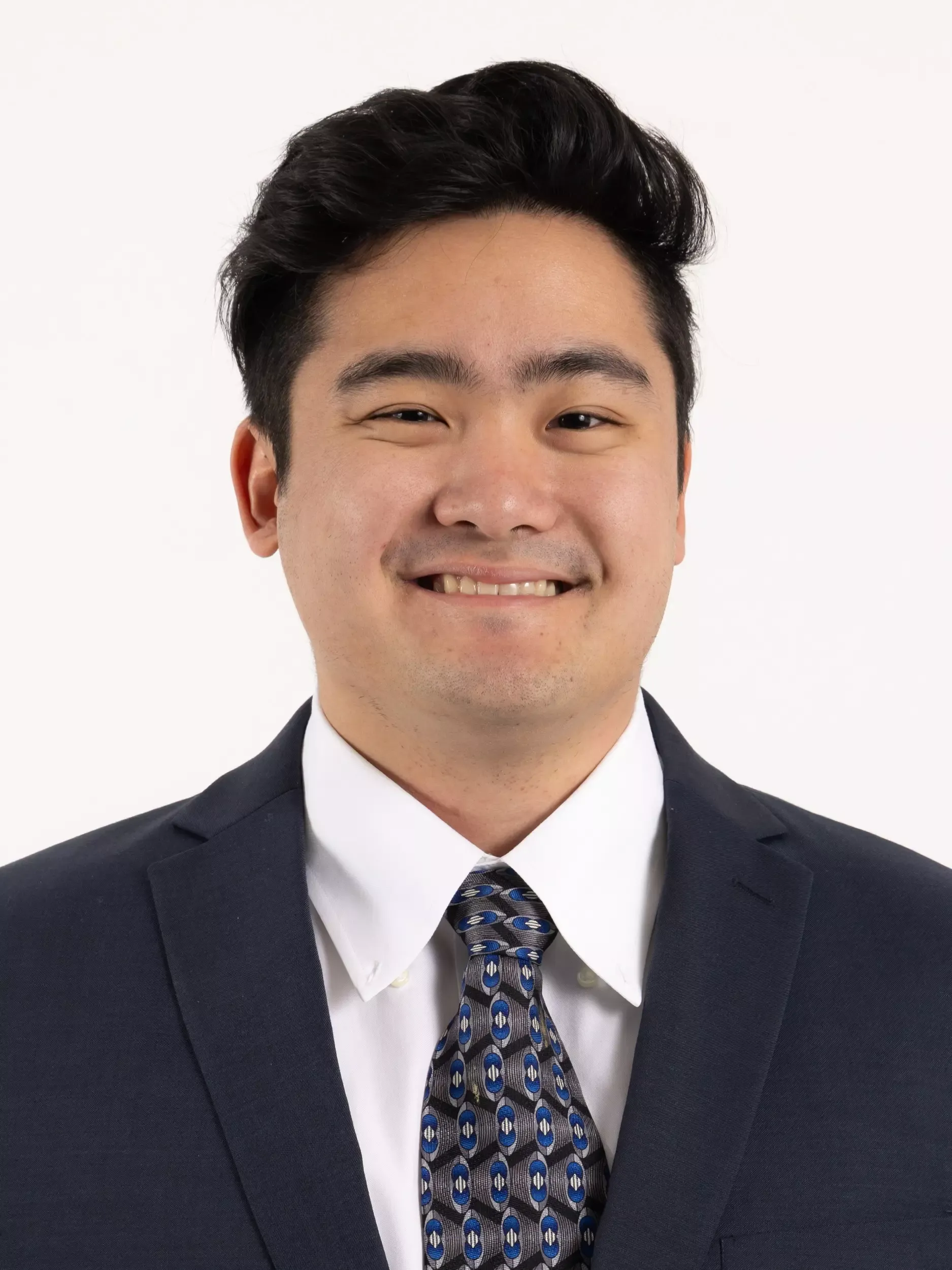 Headshot of Tom Yoshiaki