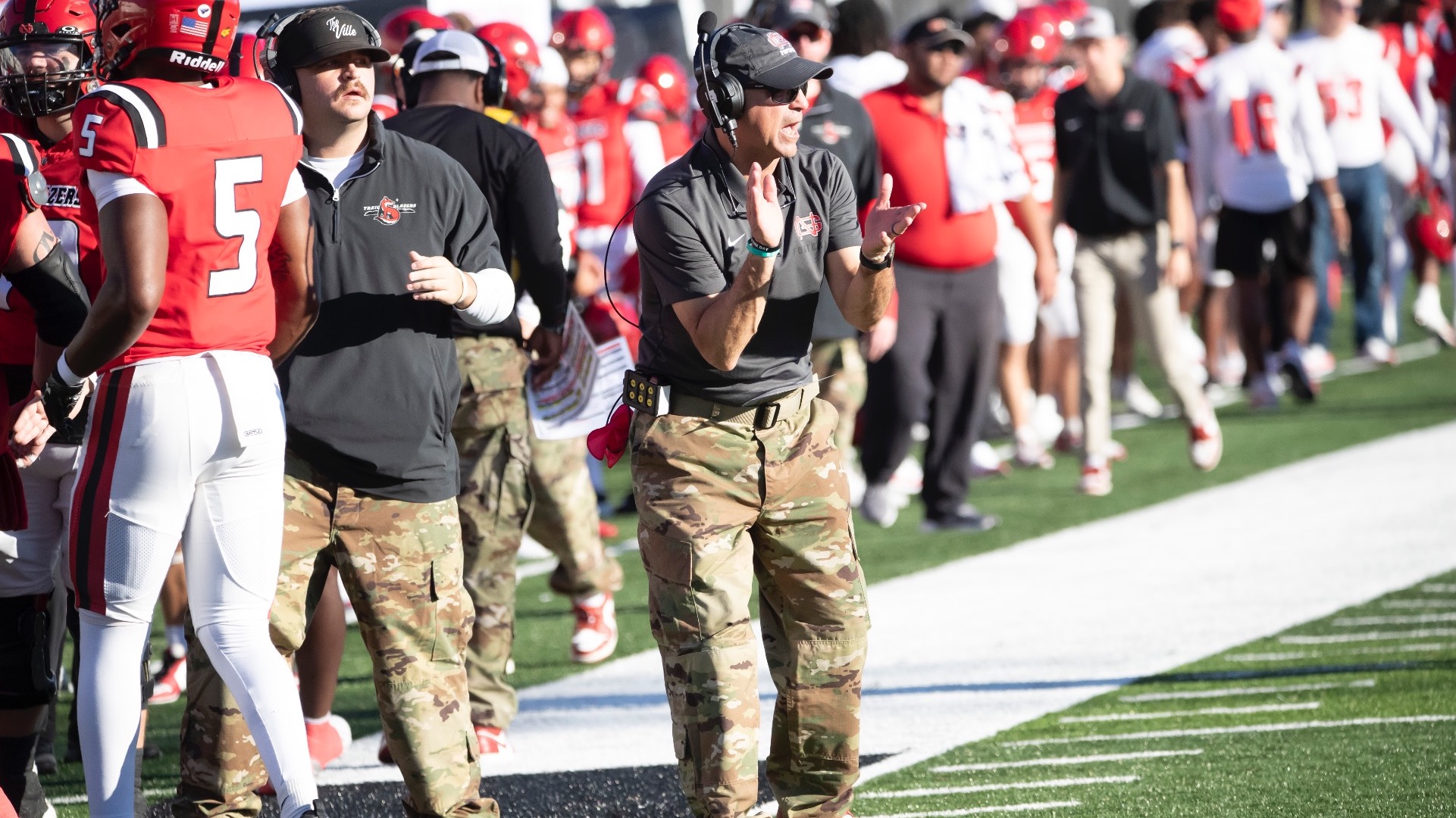 footballHeleneRelief