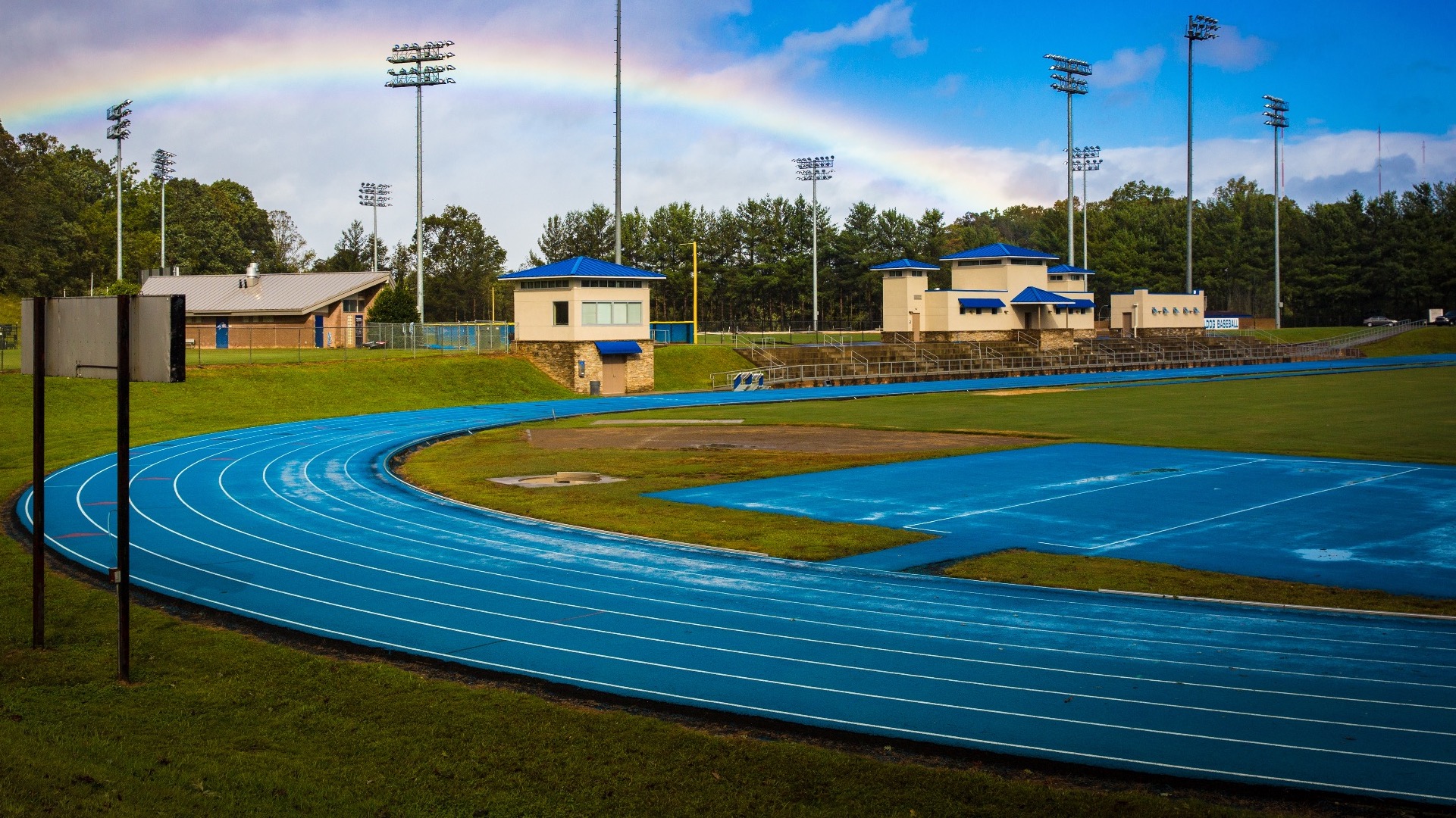 track and field UNC Asheville 