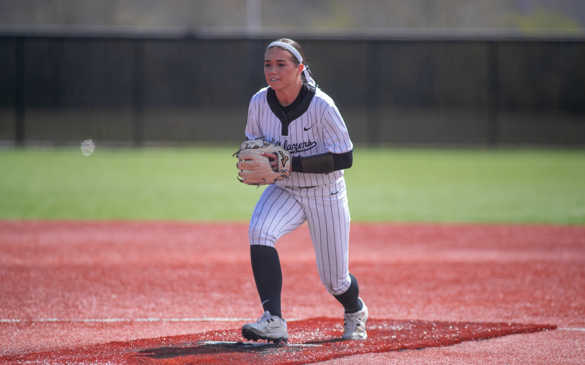 Haylee Whitesides vs Converse