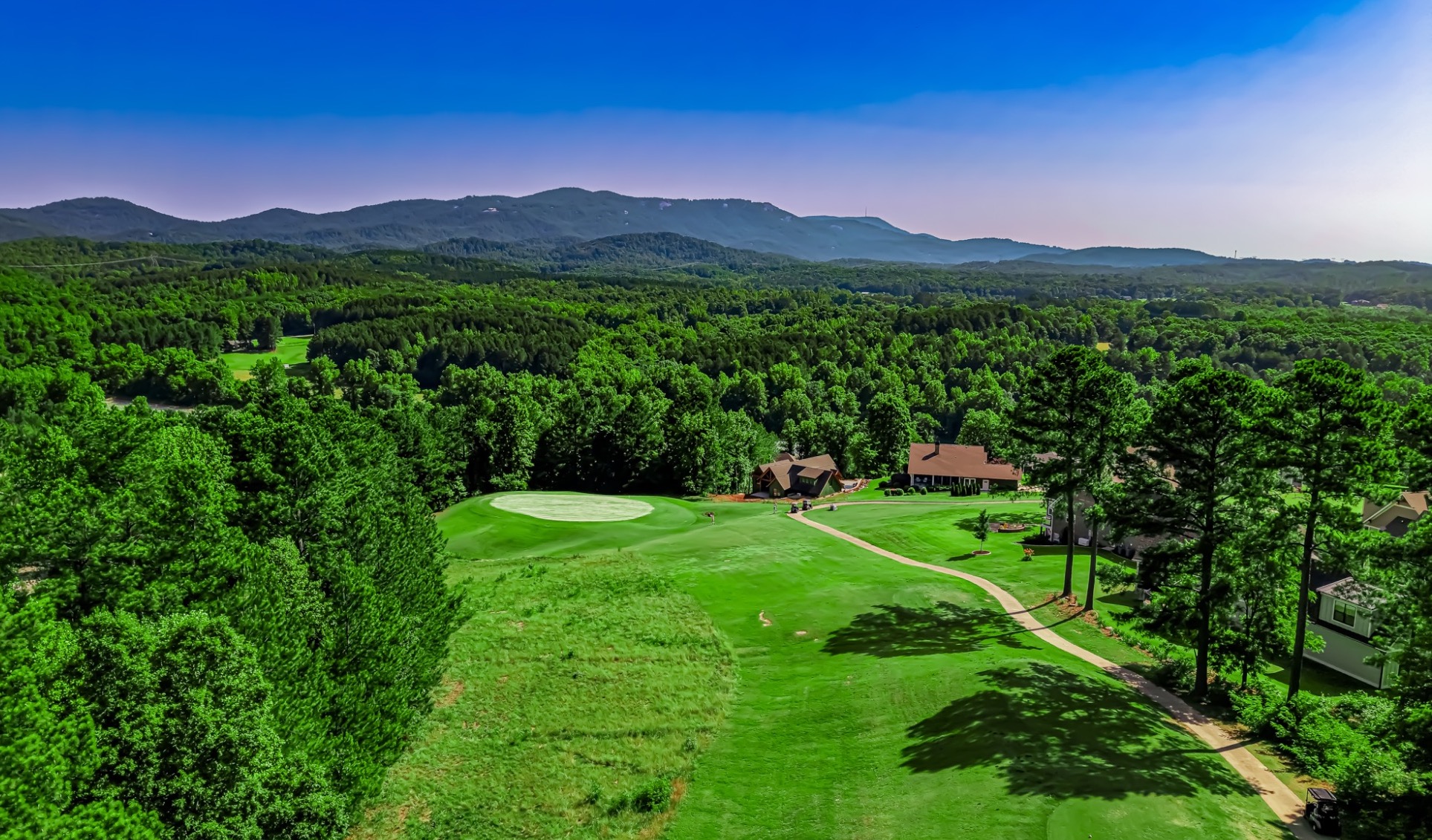 Cherokee Downhill Par 3