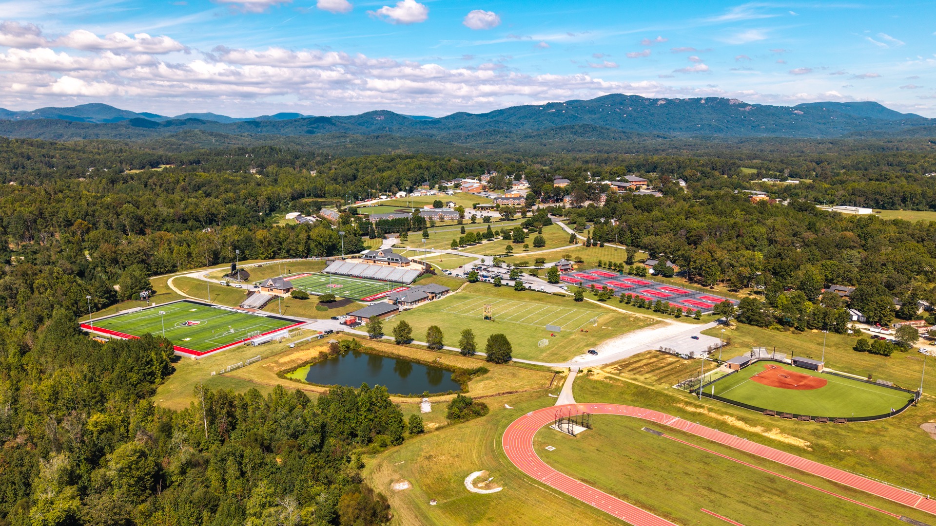 Campus Arial 
