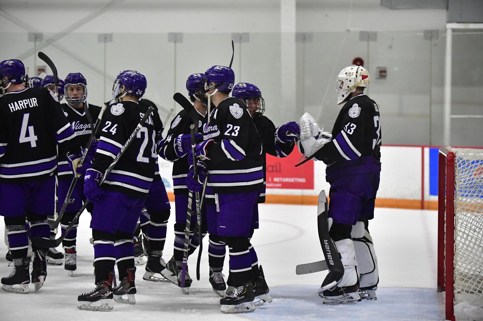 Home Unbeaten Streak Remains Intact For Men’s Hockey Niagara