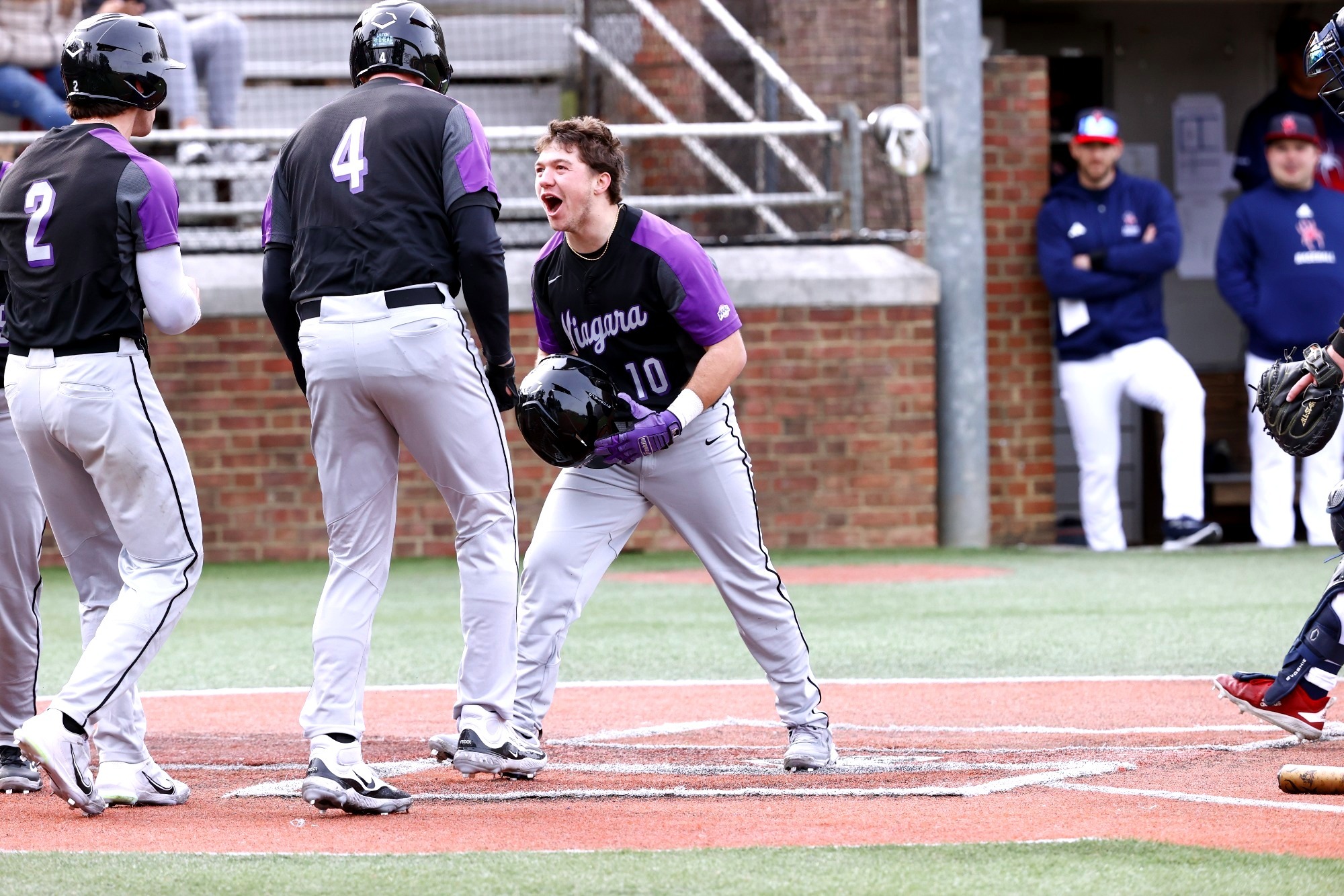 Nick Monile touches home after grand slam