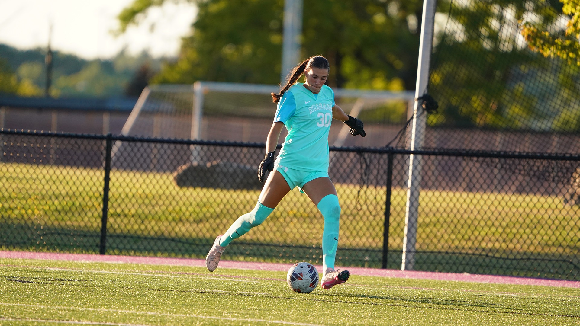 Julia Poissant against Le Moyne 8/21/25