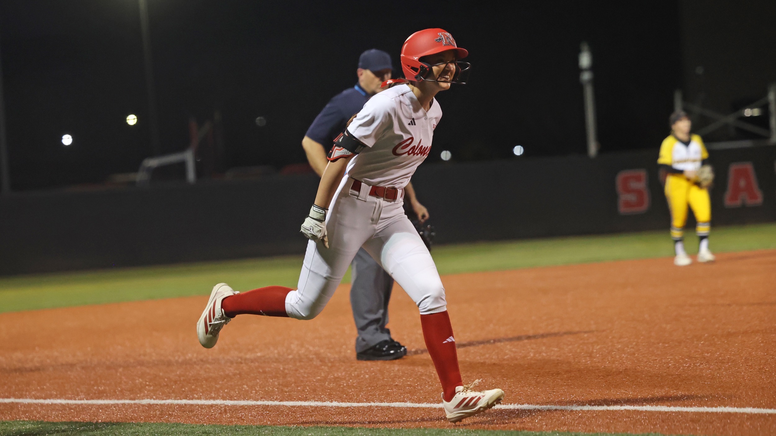 Madison Moak - Nicholls Softball
