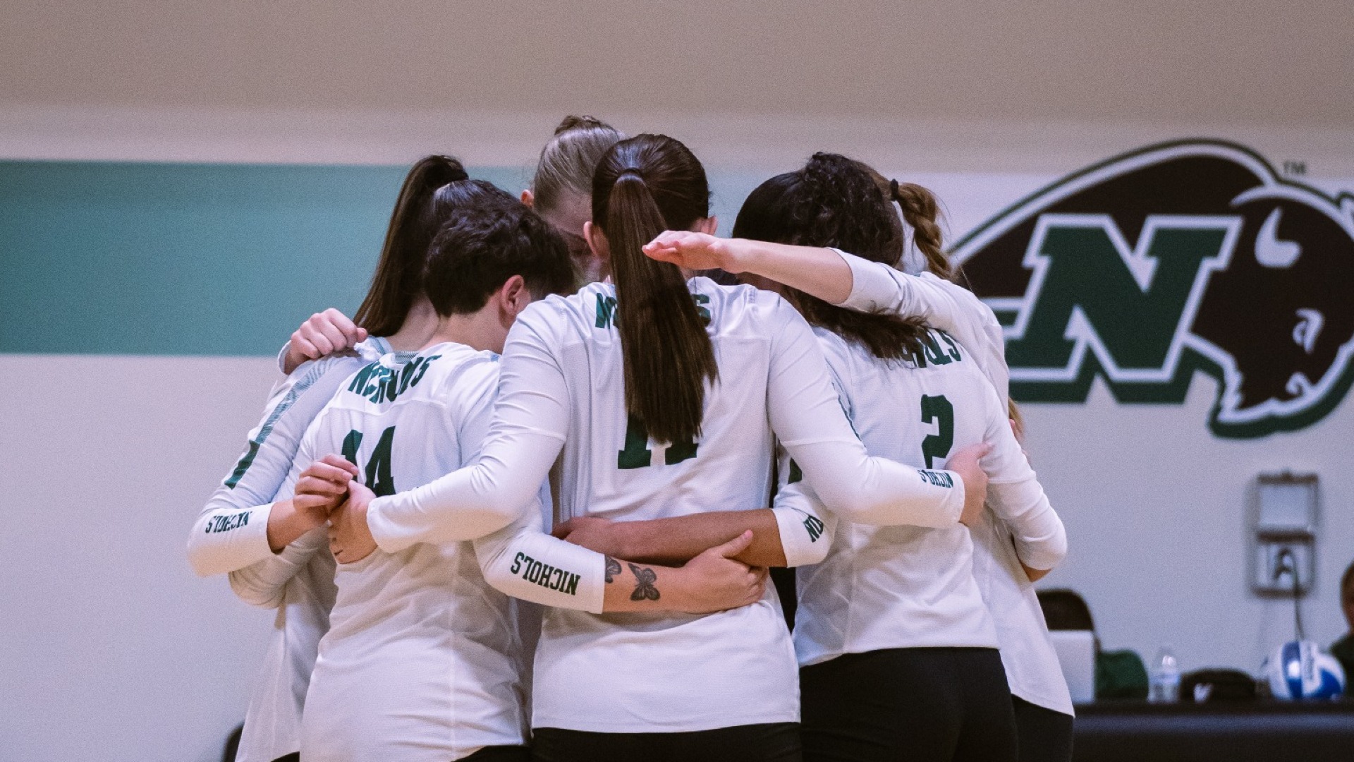 Women's Volleyball Blanked By Wentworth, 30 Nichols College Athletics