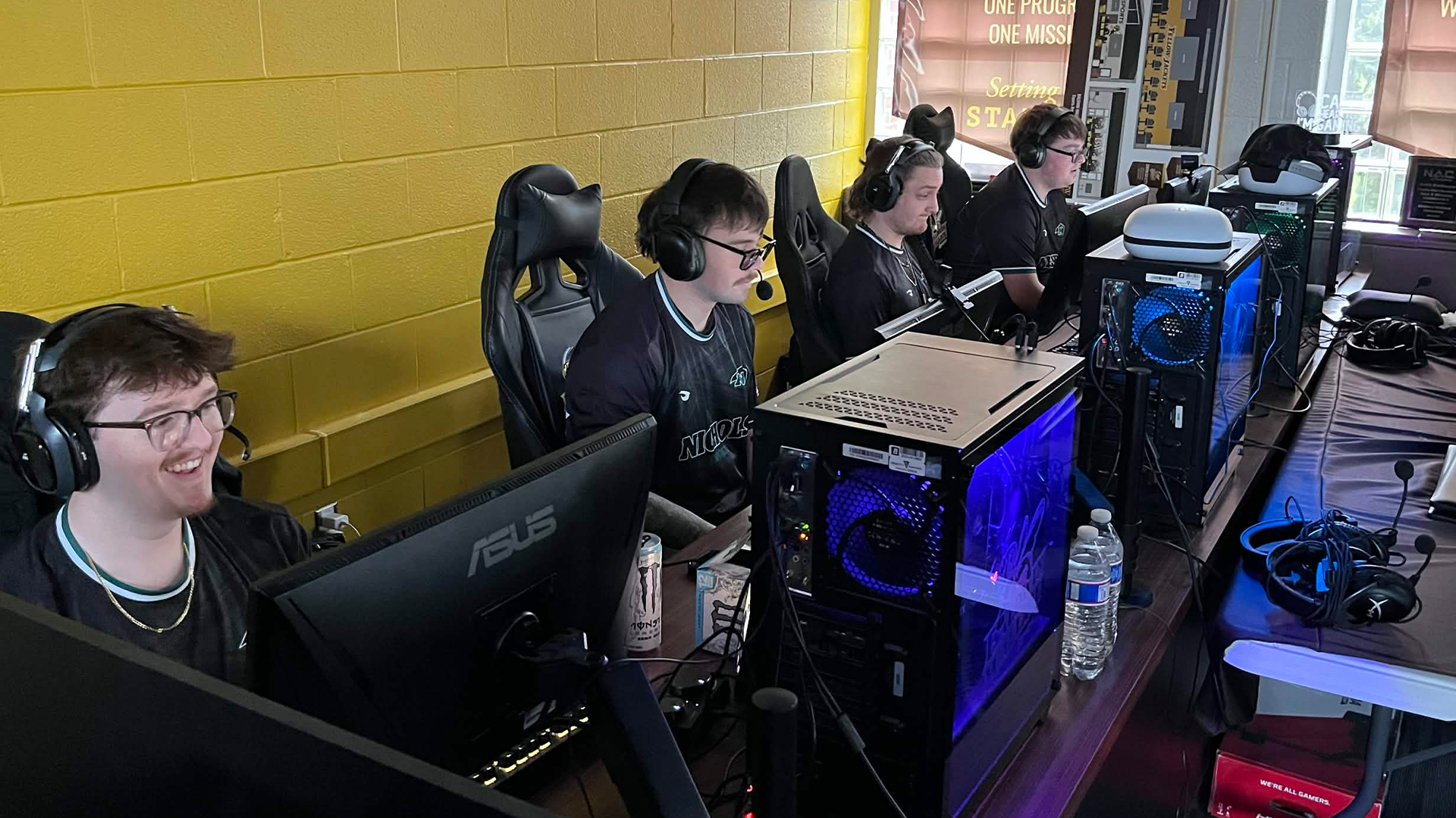 ESPORTS_26_BWUI