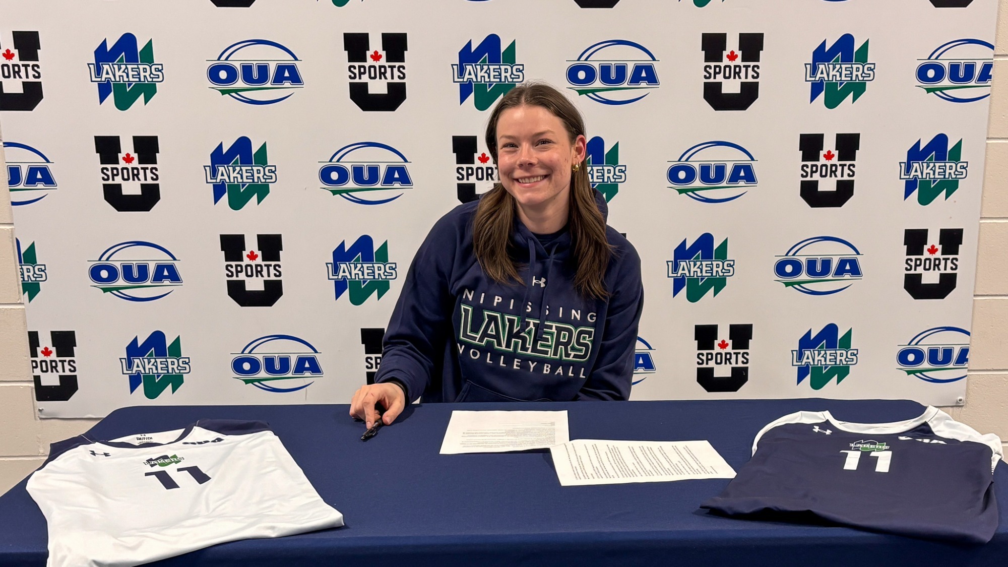 WVB - Rachel Gray signing photo