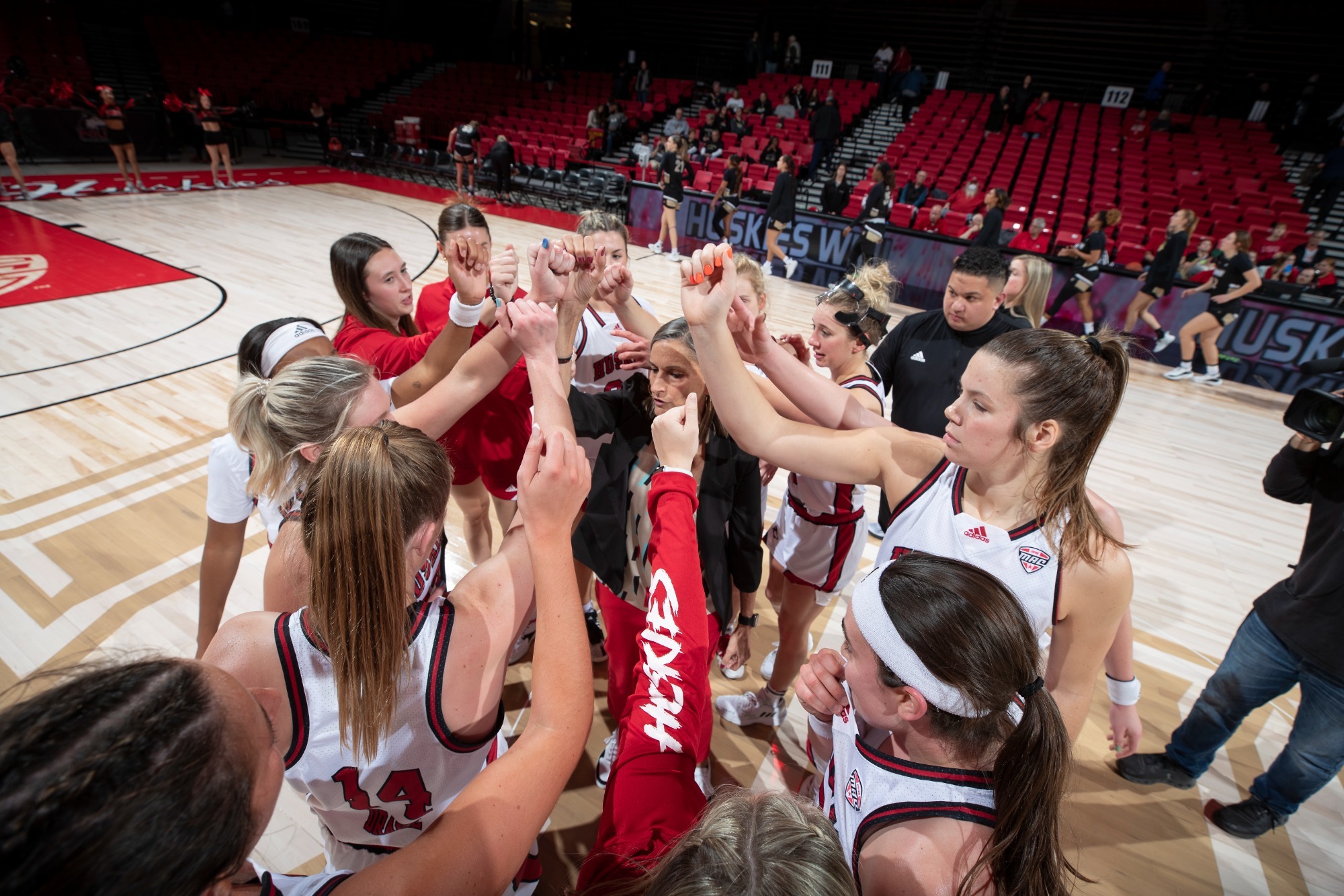 niu-heads-to-siue-for-sunday-matinee-niu-athletics