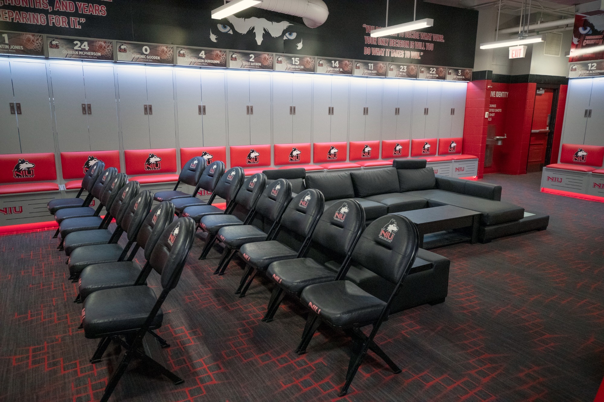 men's basketball locker rooom