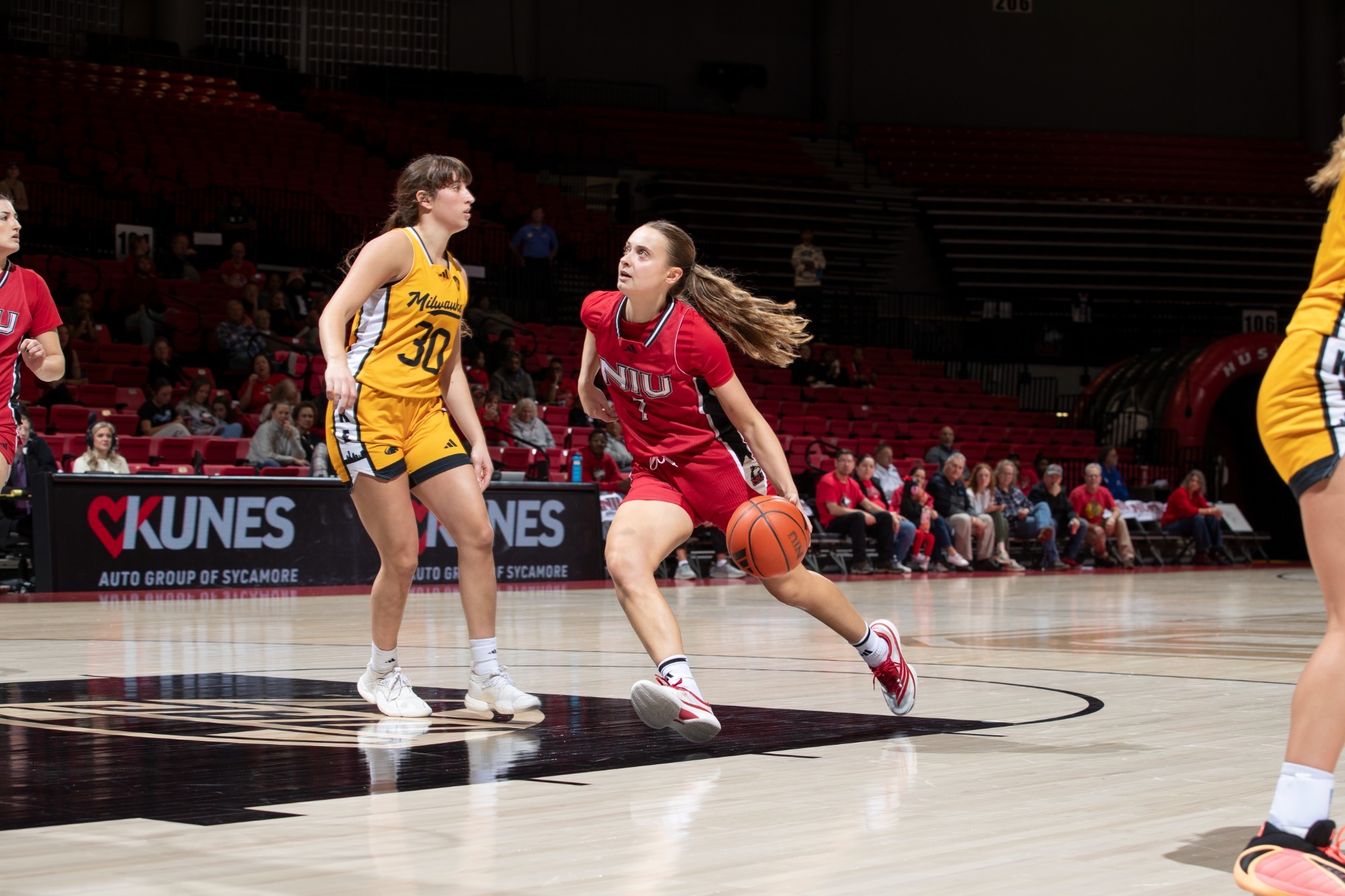 WBB - Maria Serracanta vs Milwaukee