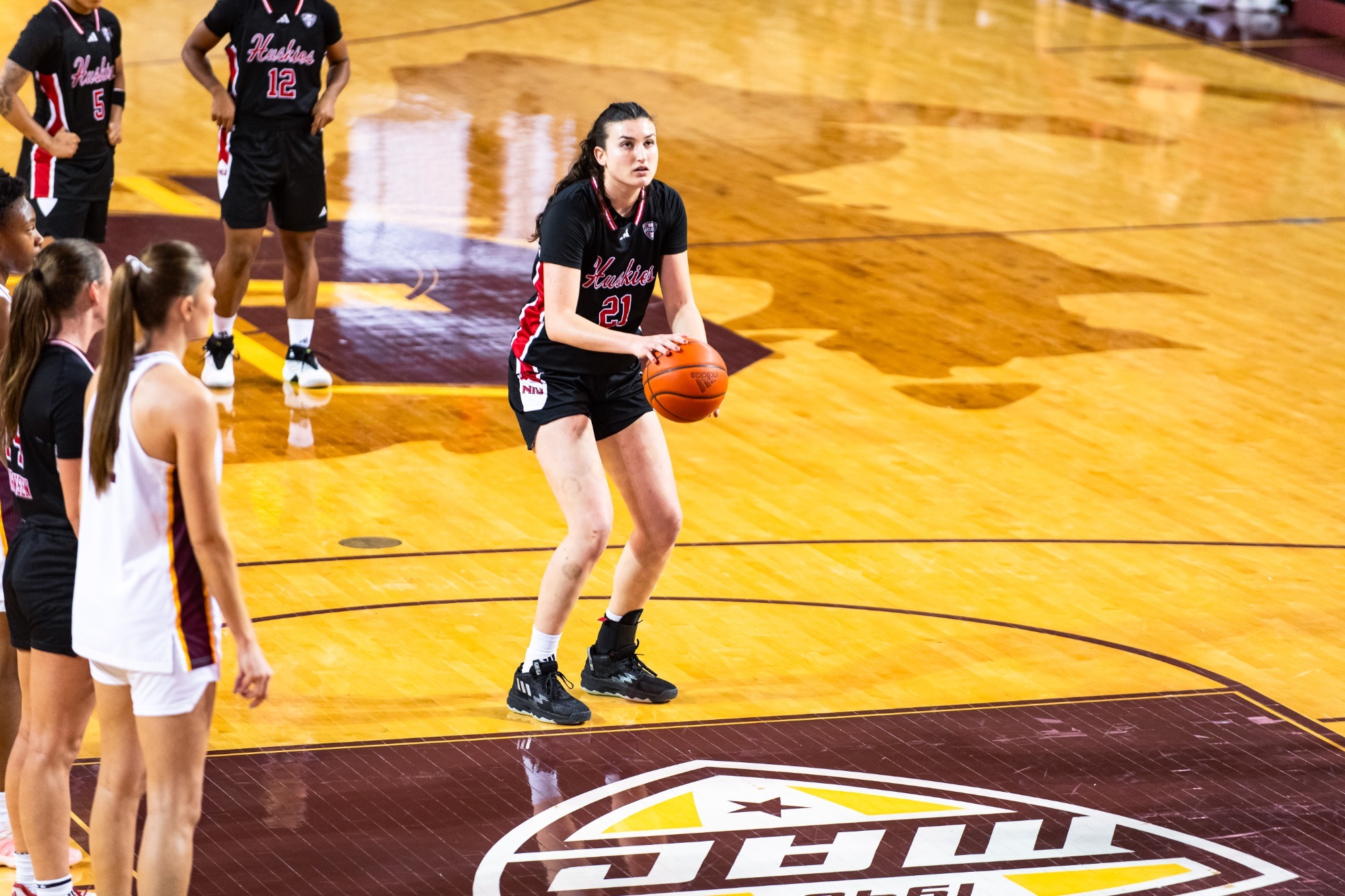 WBB - Marta Hermoso at CMU 12-20-25