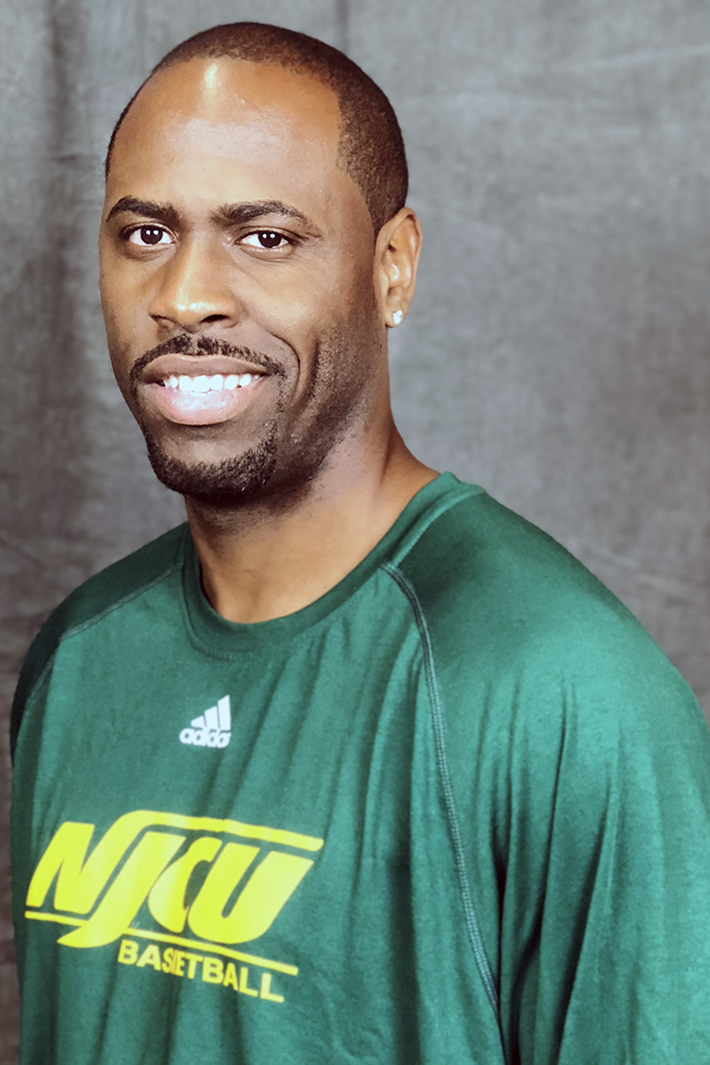 2018_19_Corey_Bennett