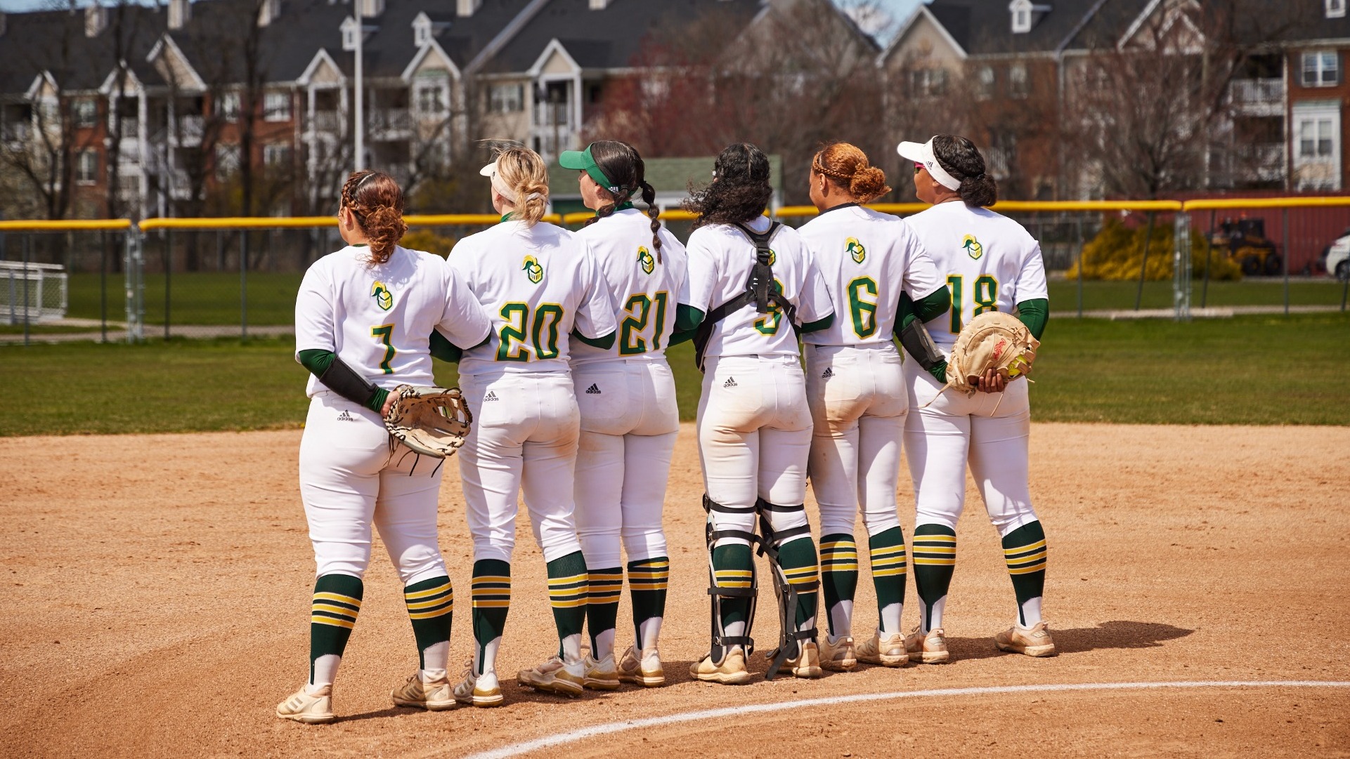 Softball Dominates Lehman in Season Finale New Jersey City University