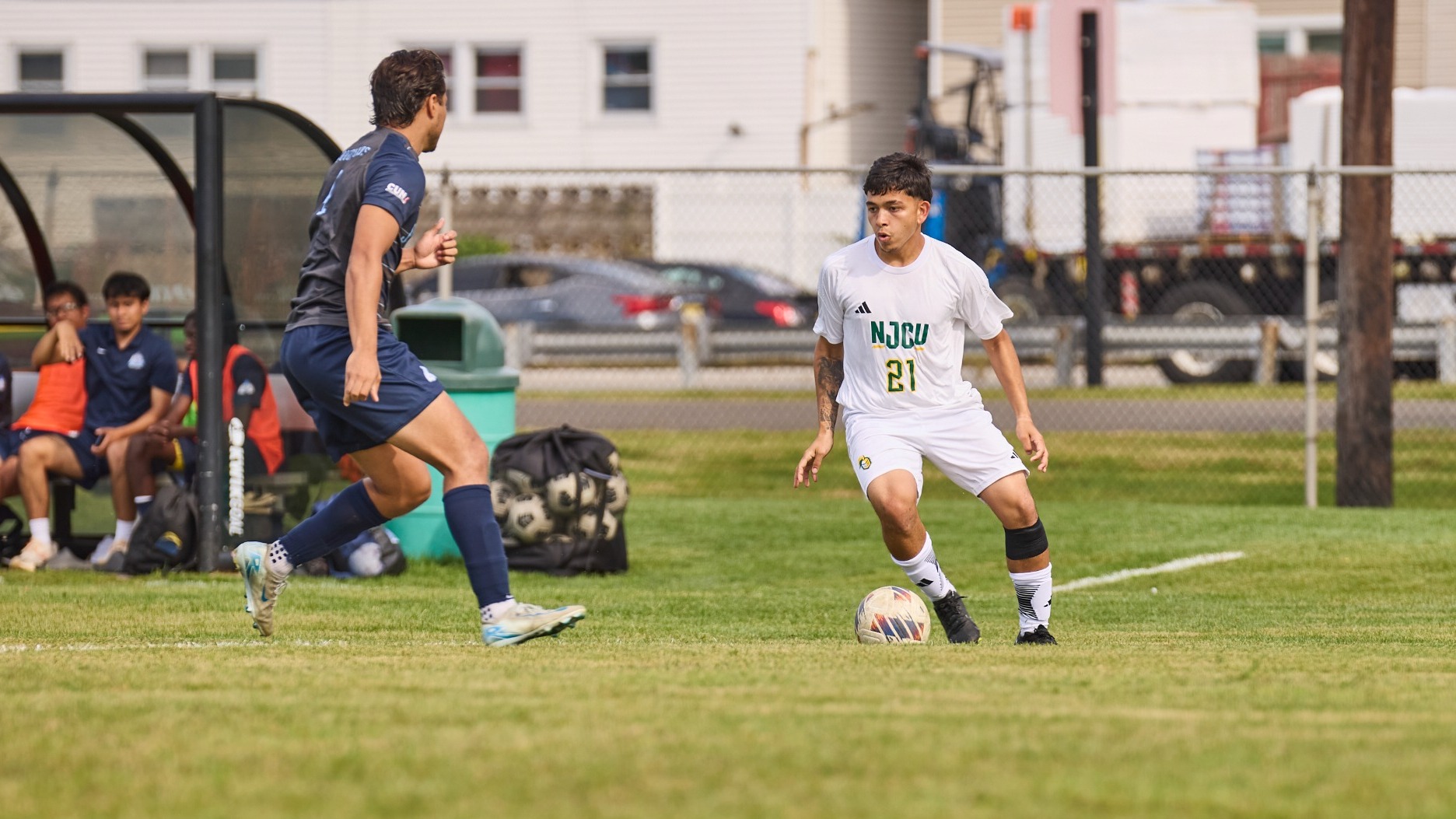 Kenneth Valladares 25-7