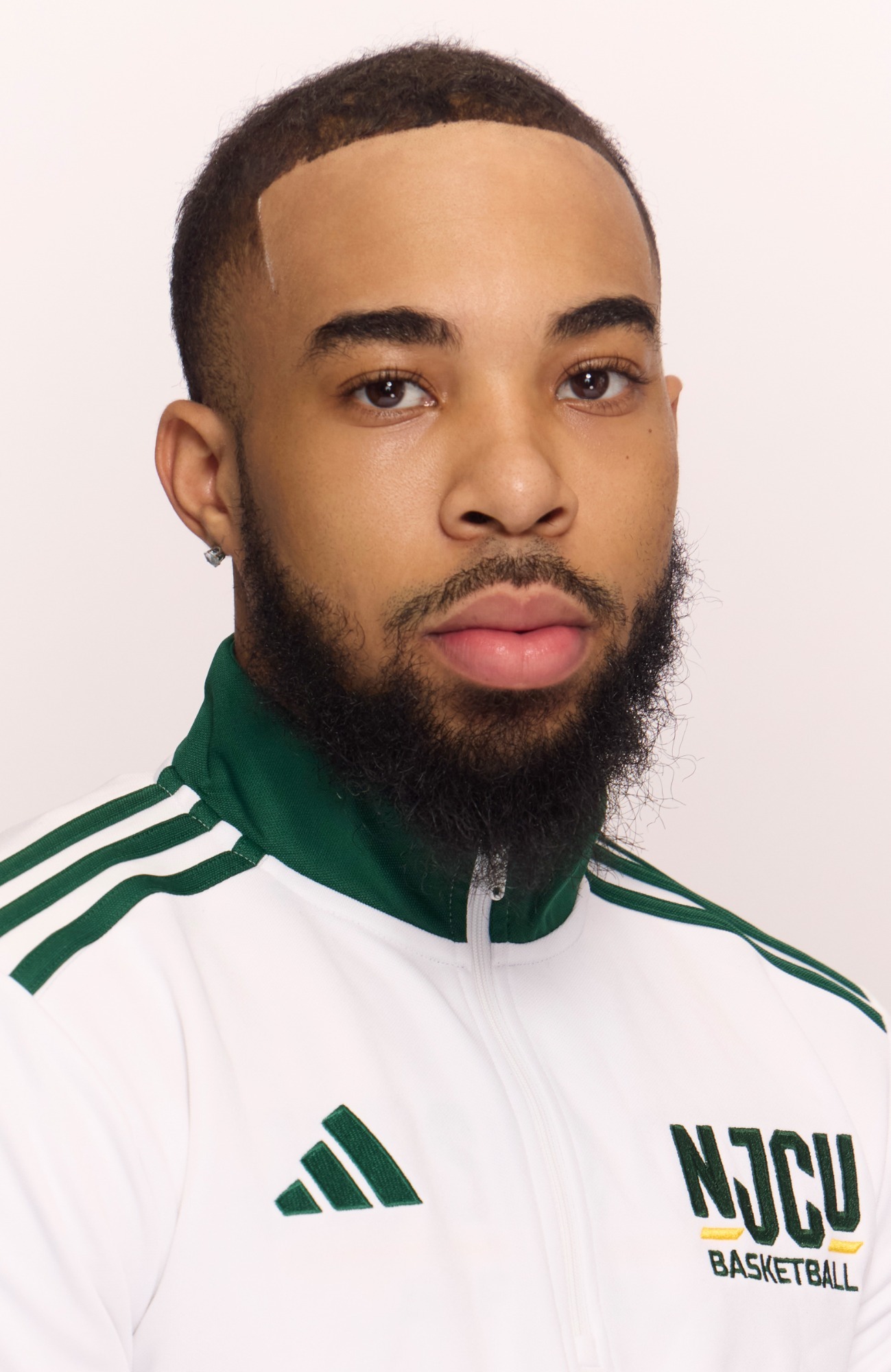 2025-26_AC Jason Battle_Headshot