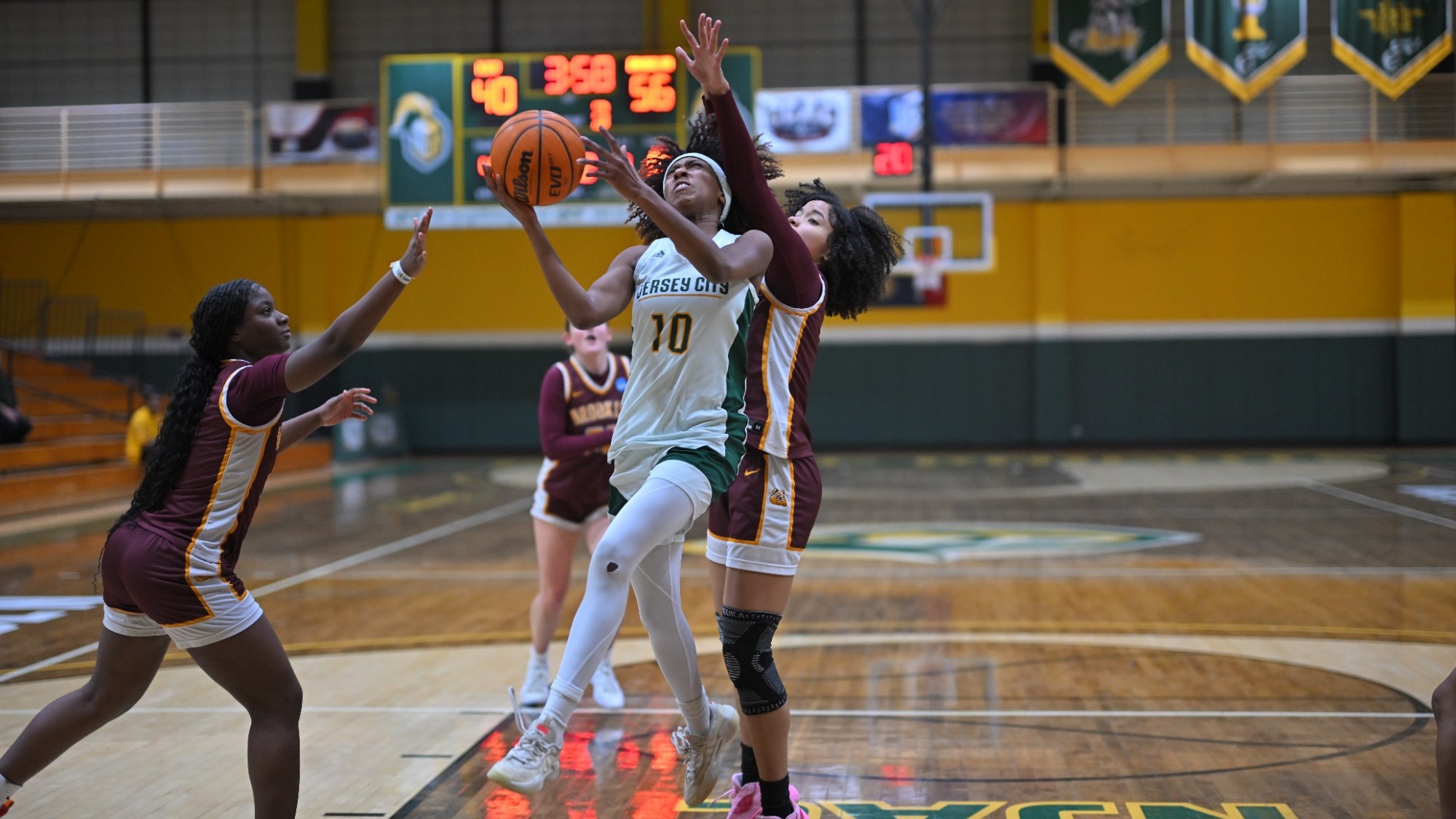 2025-26_WBB_Autumn John