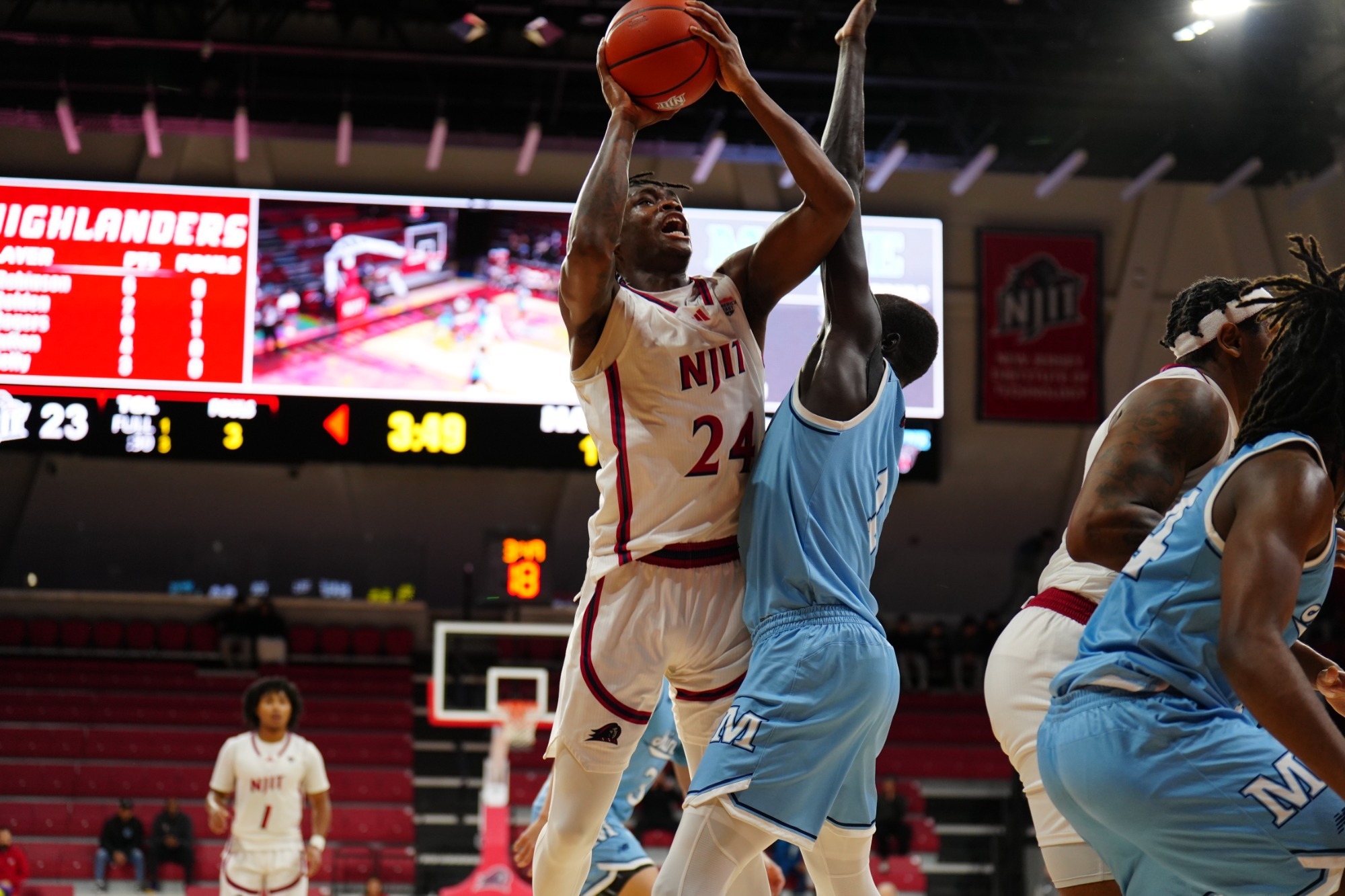 Fulton layup vs Maine