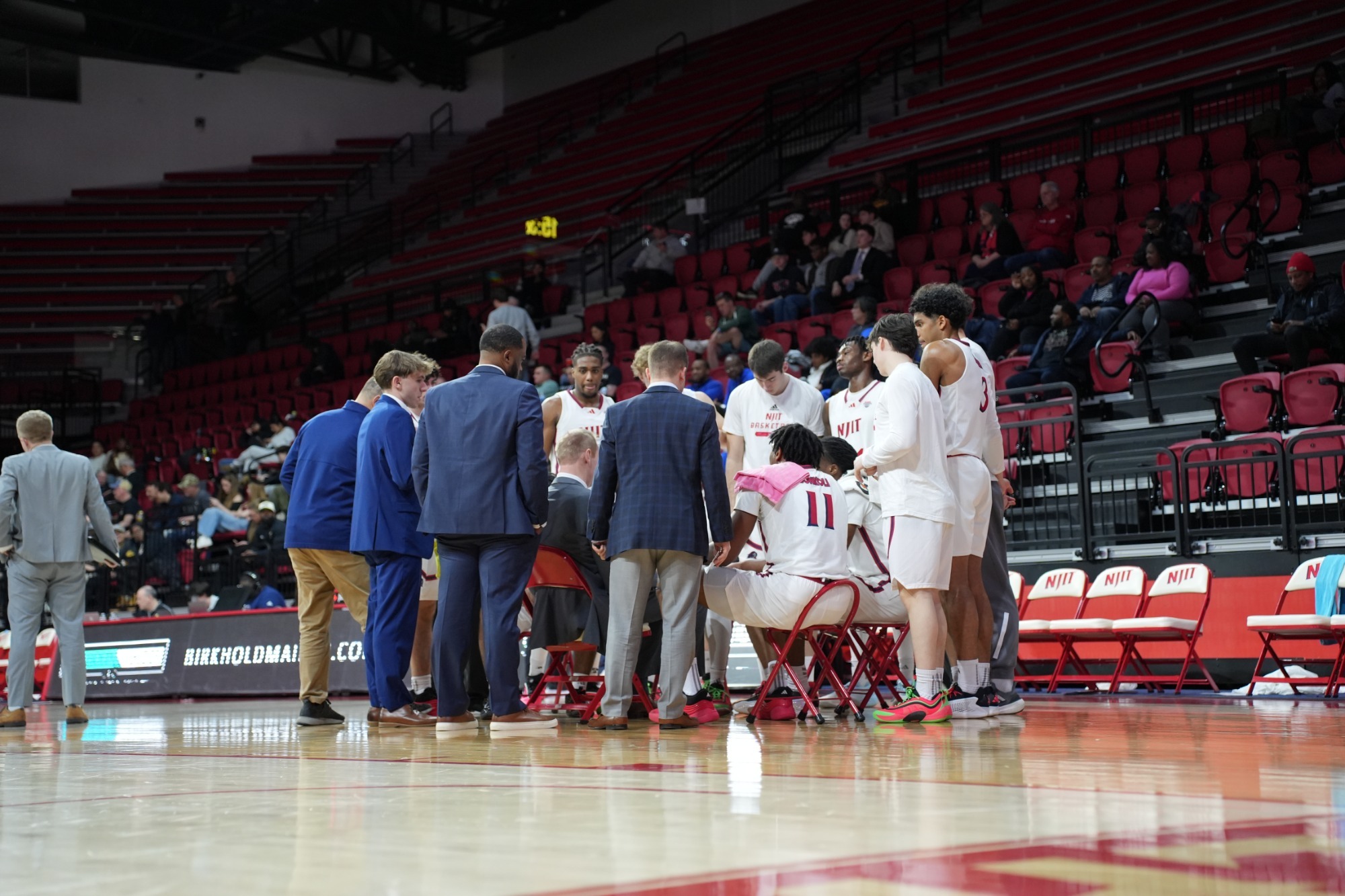 Group huddle vs UMBC