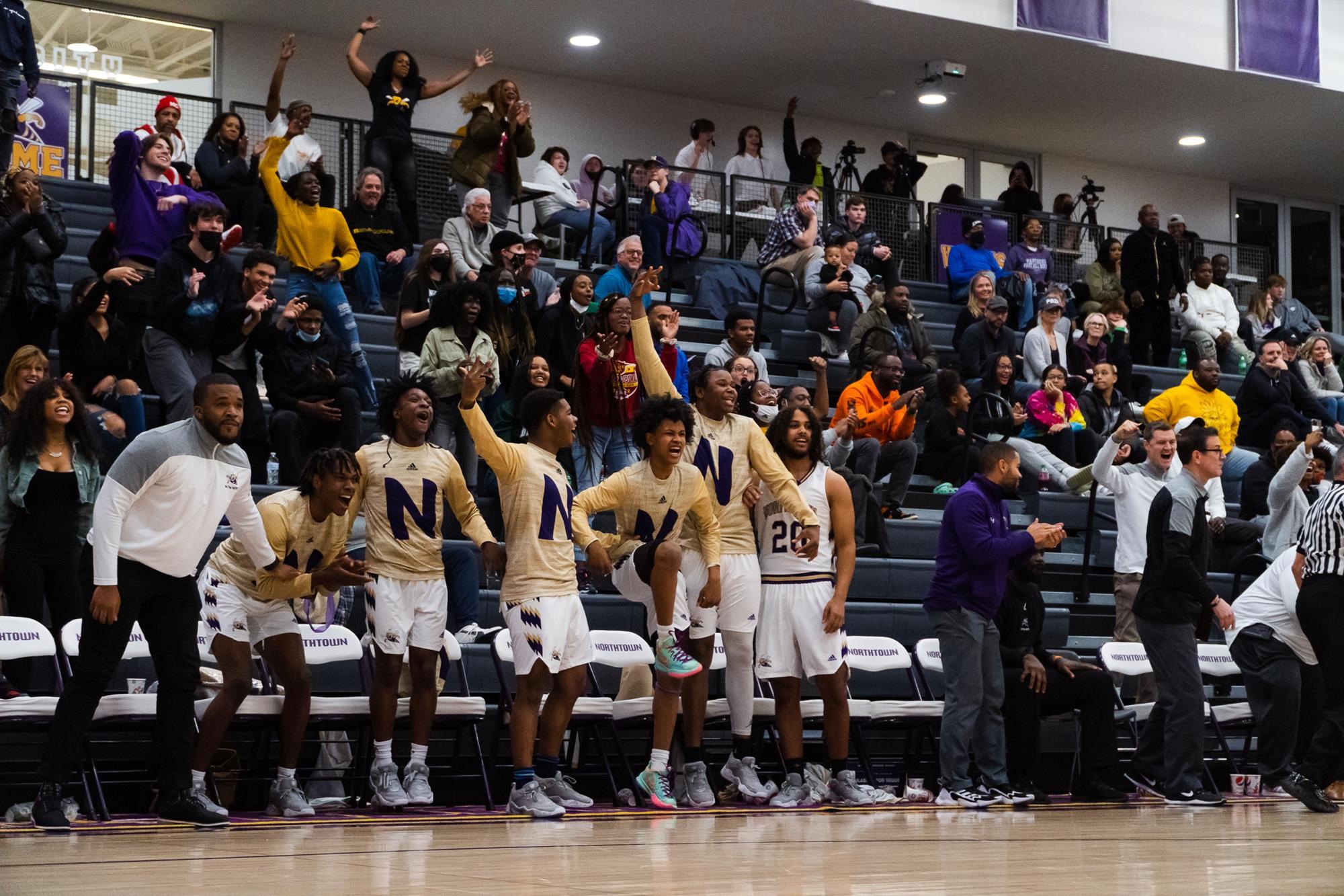 MBB Senior Night - Bench Reaction