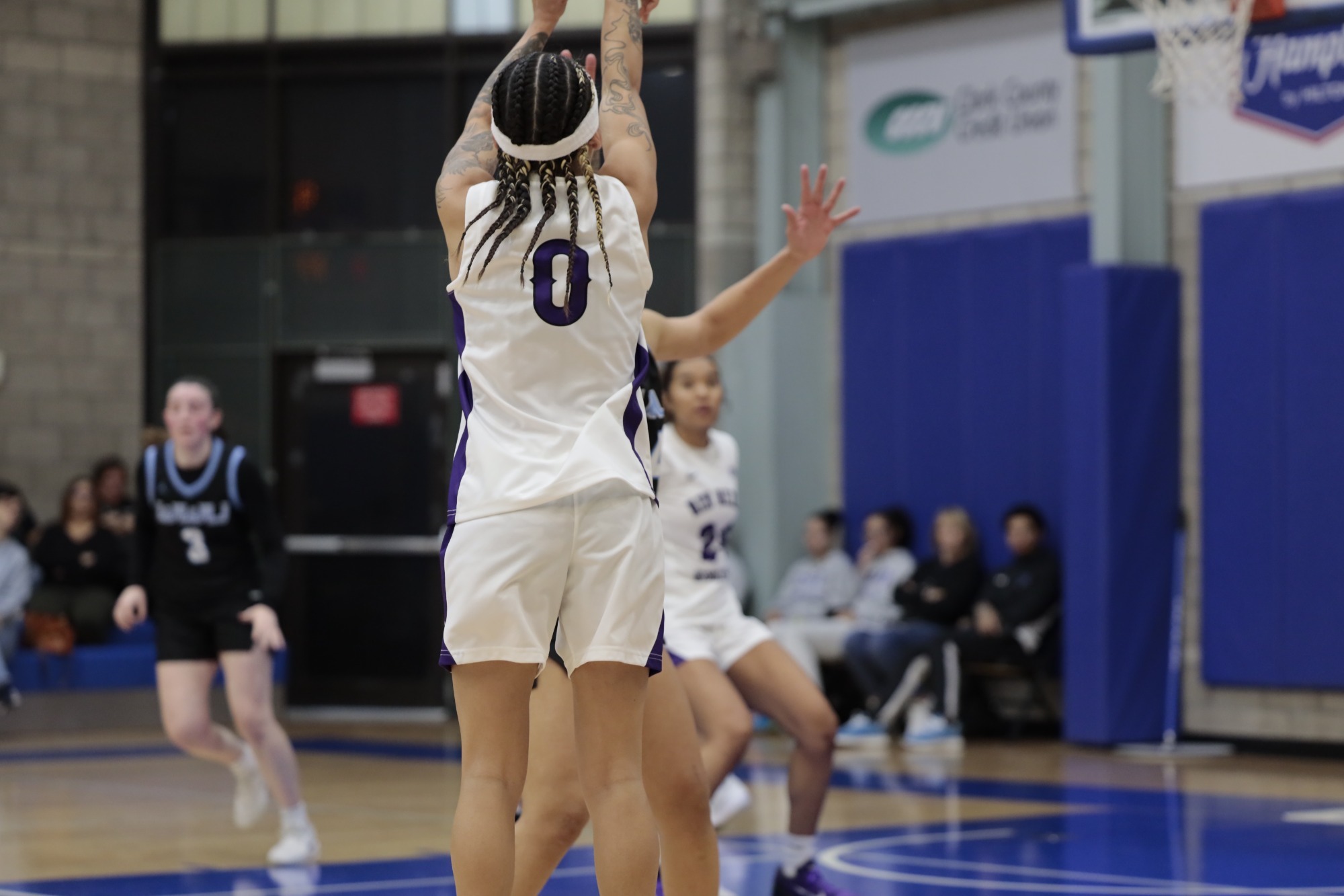 BATES SHOT AT WESTERN SHOOTOUT 