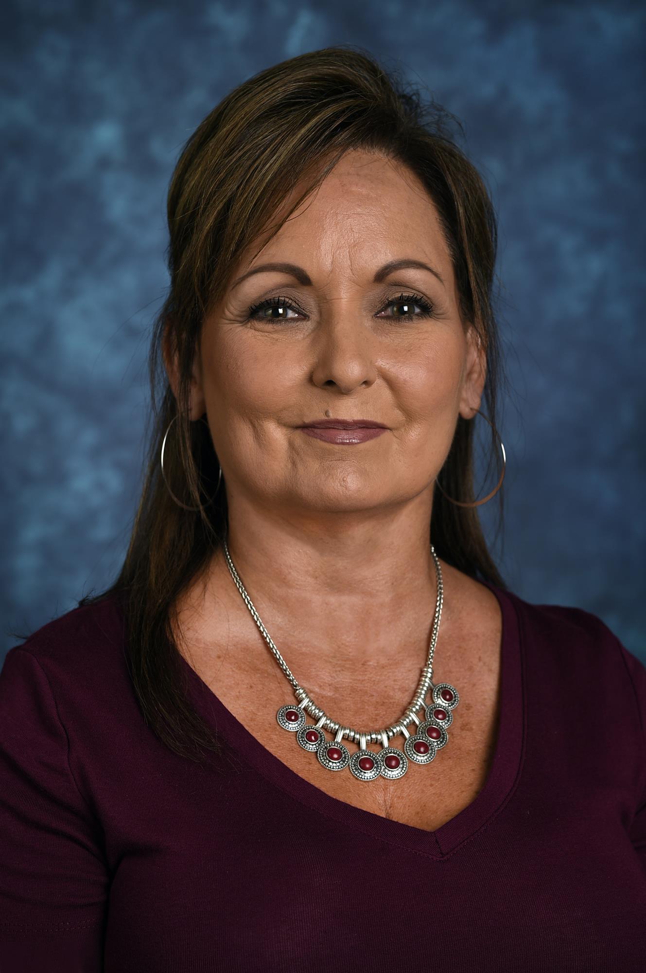 Becky Veitch - Headshot - AL17 - 1