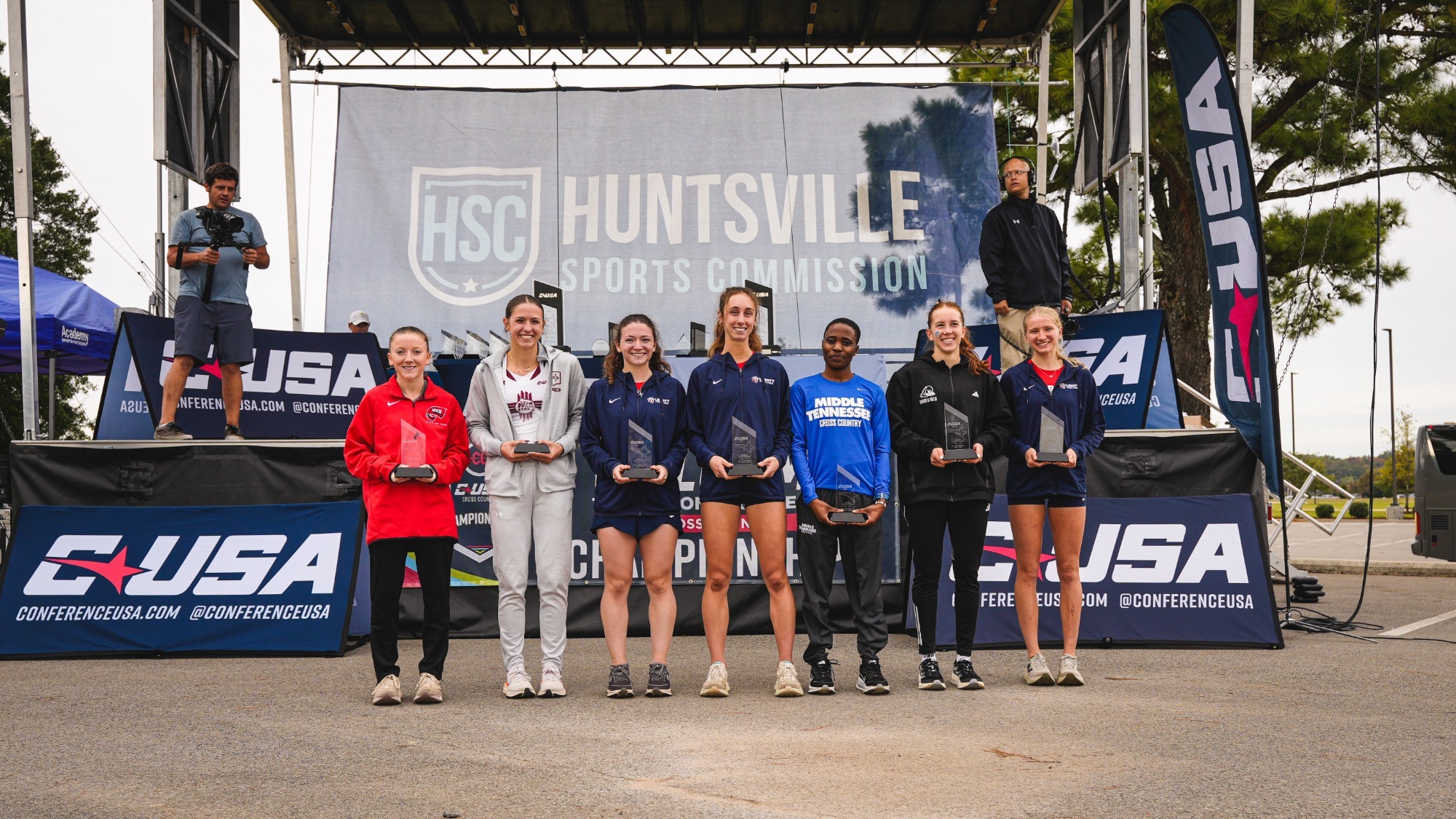 Nia Allsion with the First Team All-CUSA selections at the 2025 CUSA Cross Country Championships