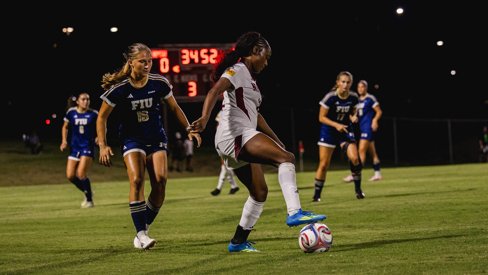 Sydnee Johnson with the ball against FIU (9/27)