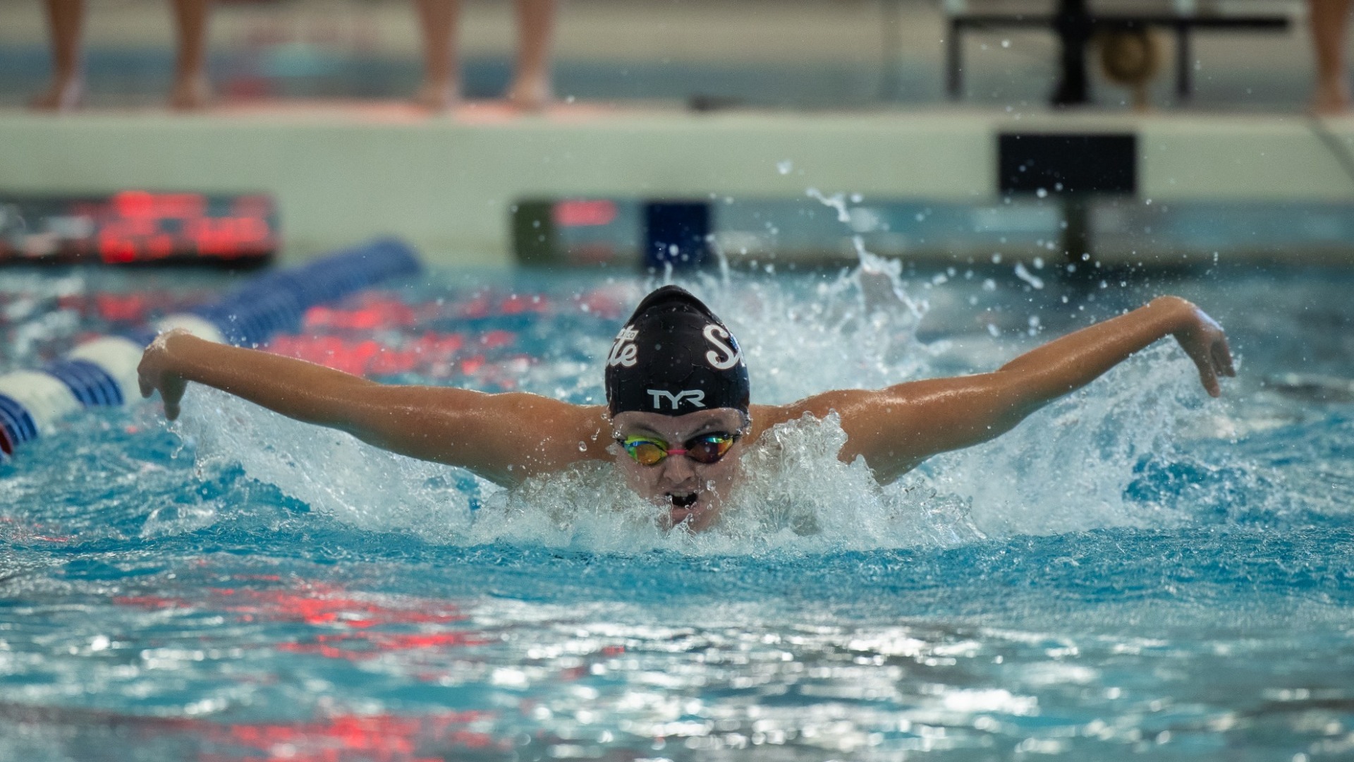 NM State wins the meet against UNT Swim