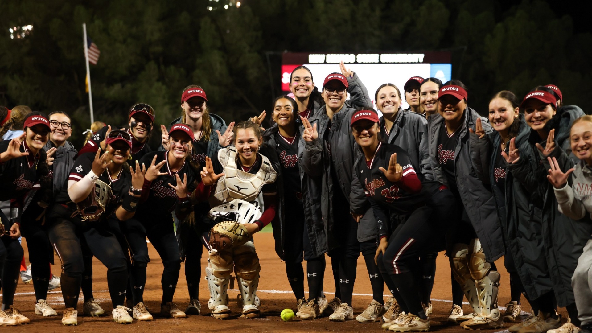 Aggies Celebrate win over LA Tech