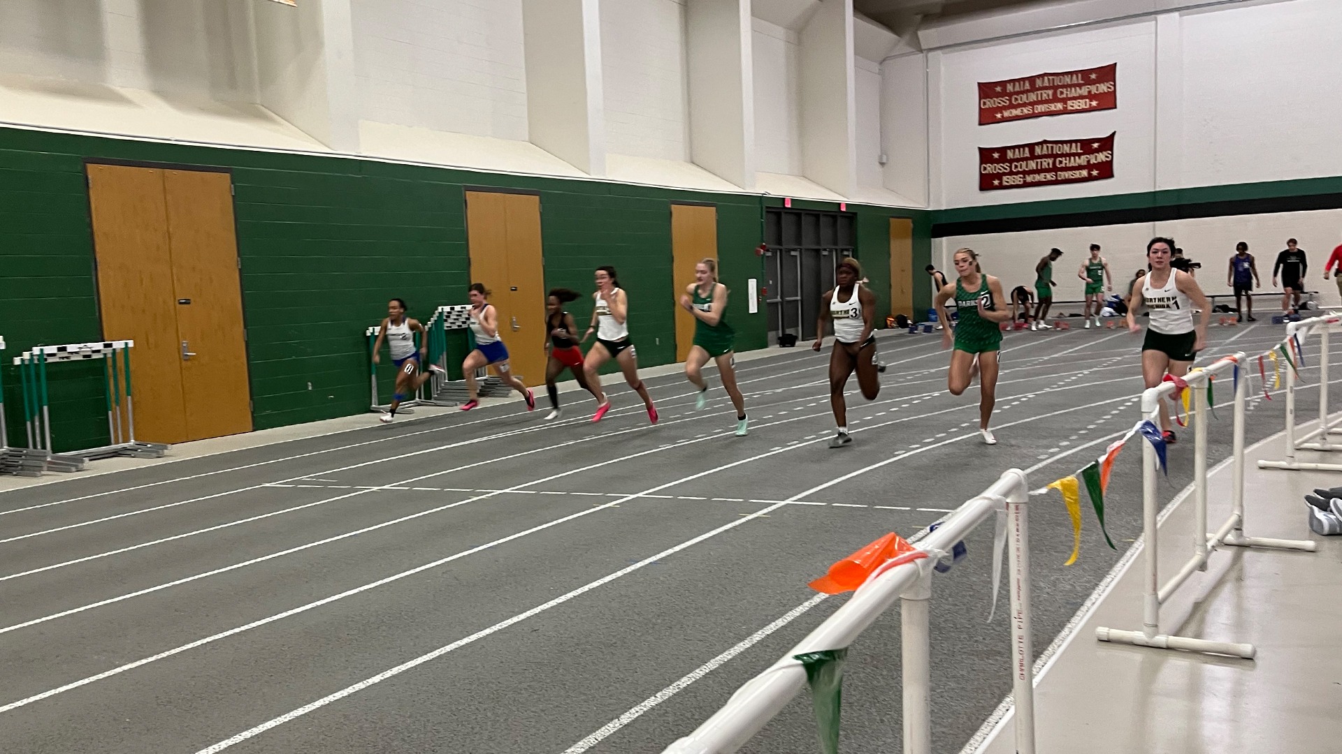 Indoor Track & Field earn ten wins at the Lake Michigan Open Northern