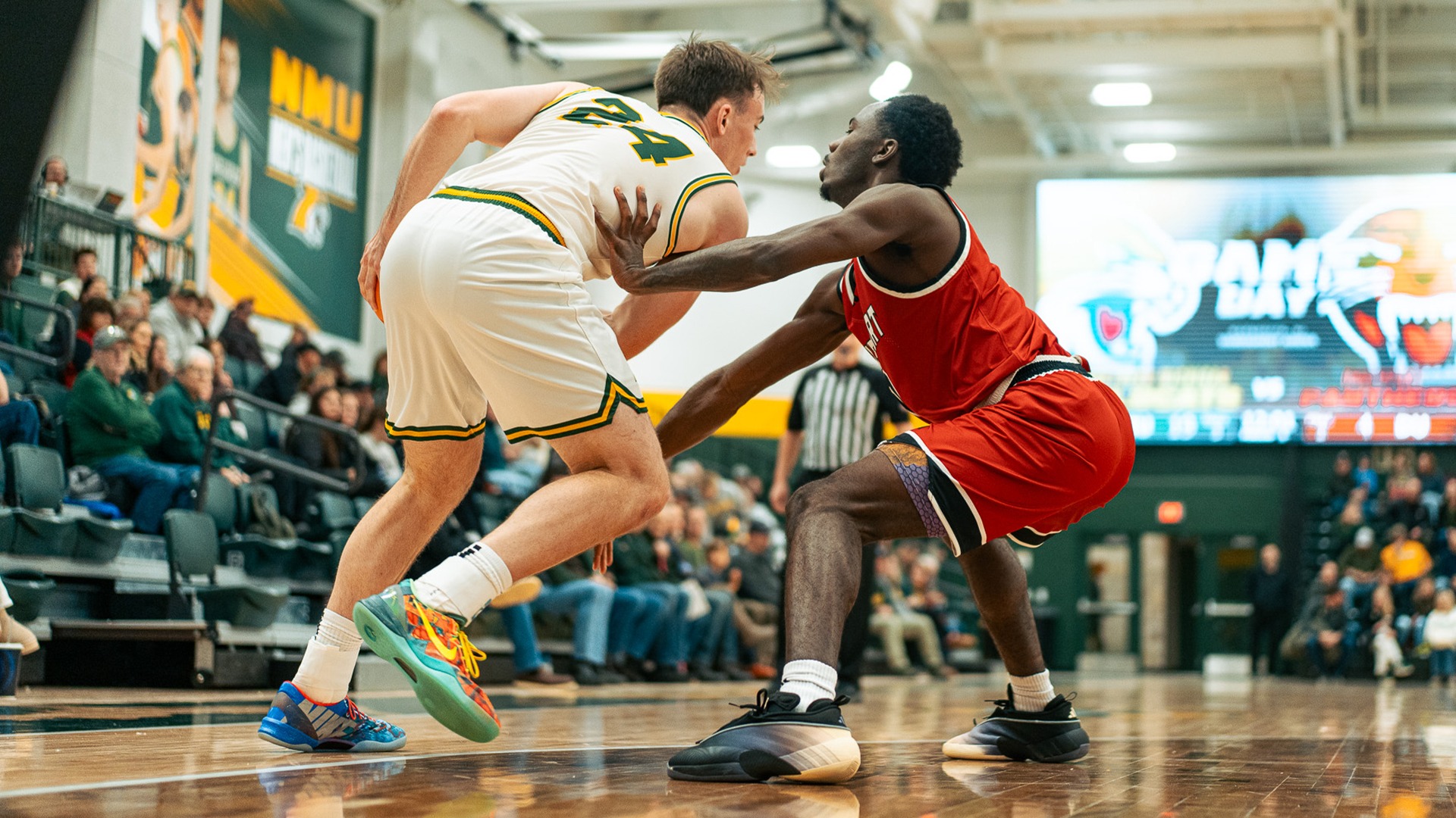 Bennett Basich sizes up a defender