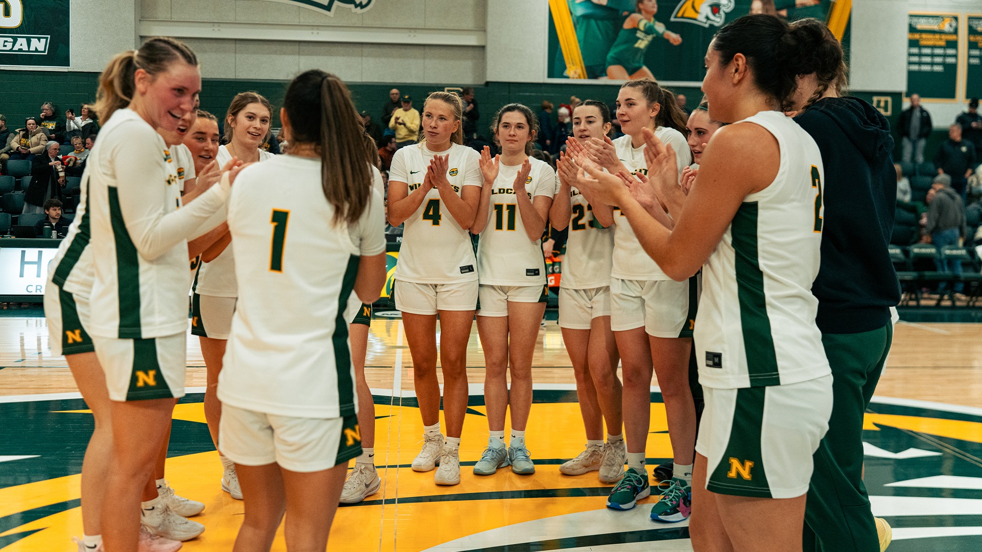 Womens Basketball team huddle