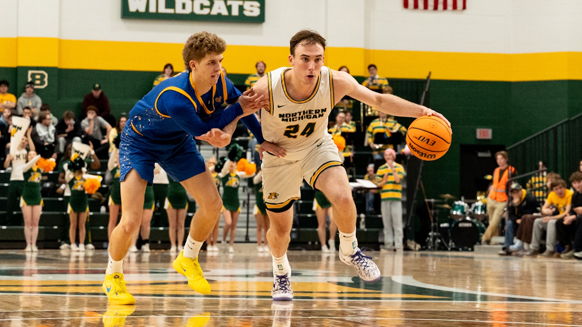 Bennett Basich drives vs a defender