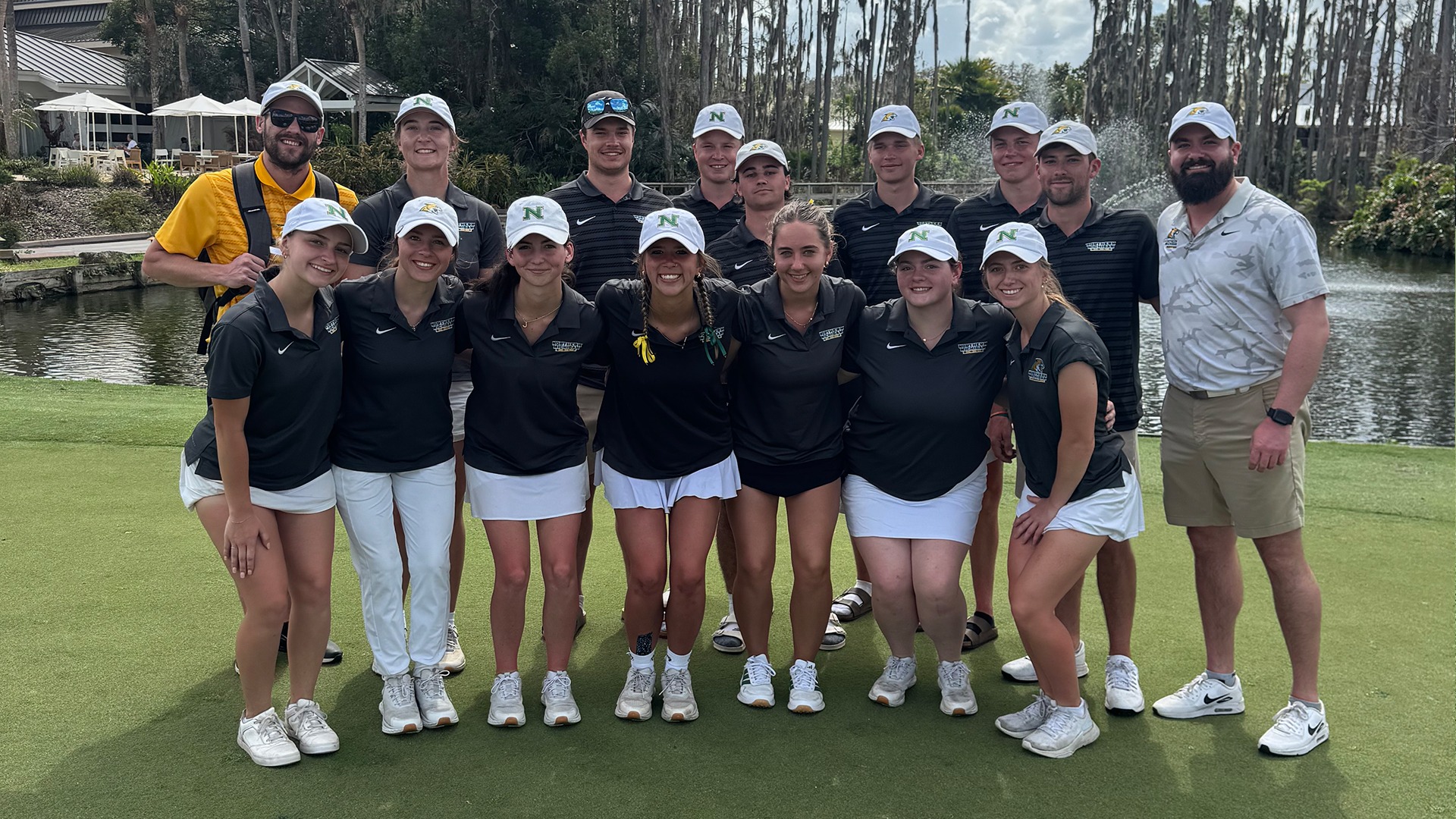 Men's and Women's golf teams in Florida