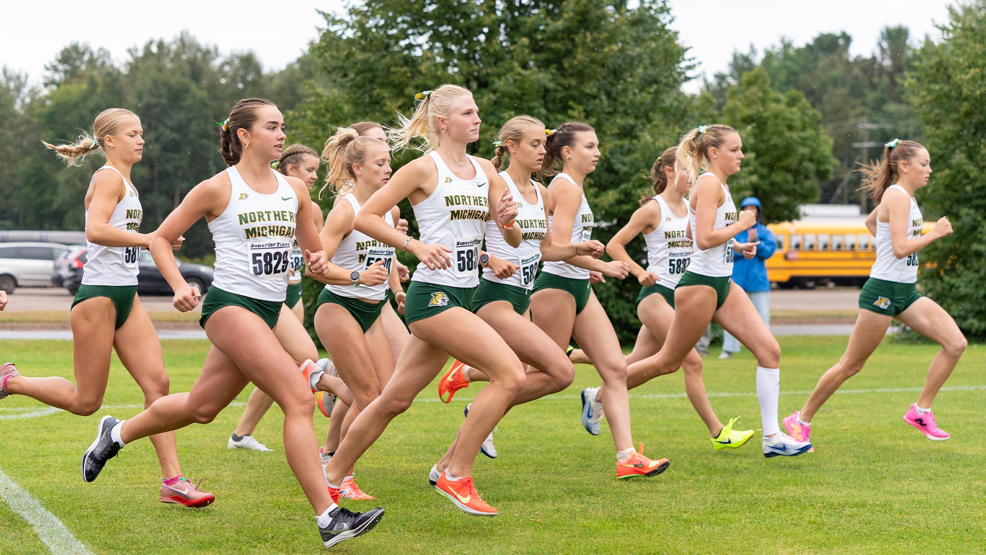 XC team running