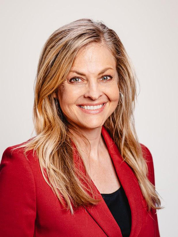 Kelli-headshot-2022