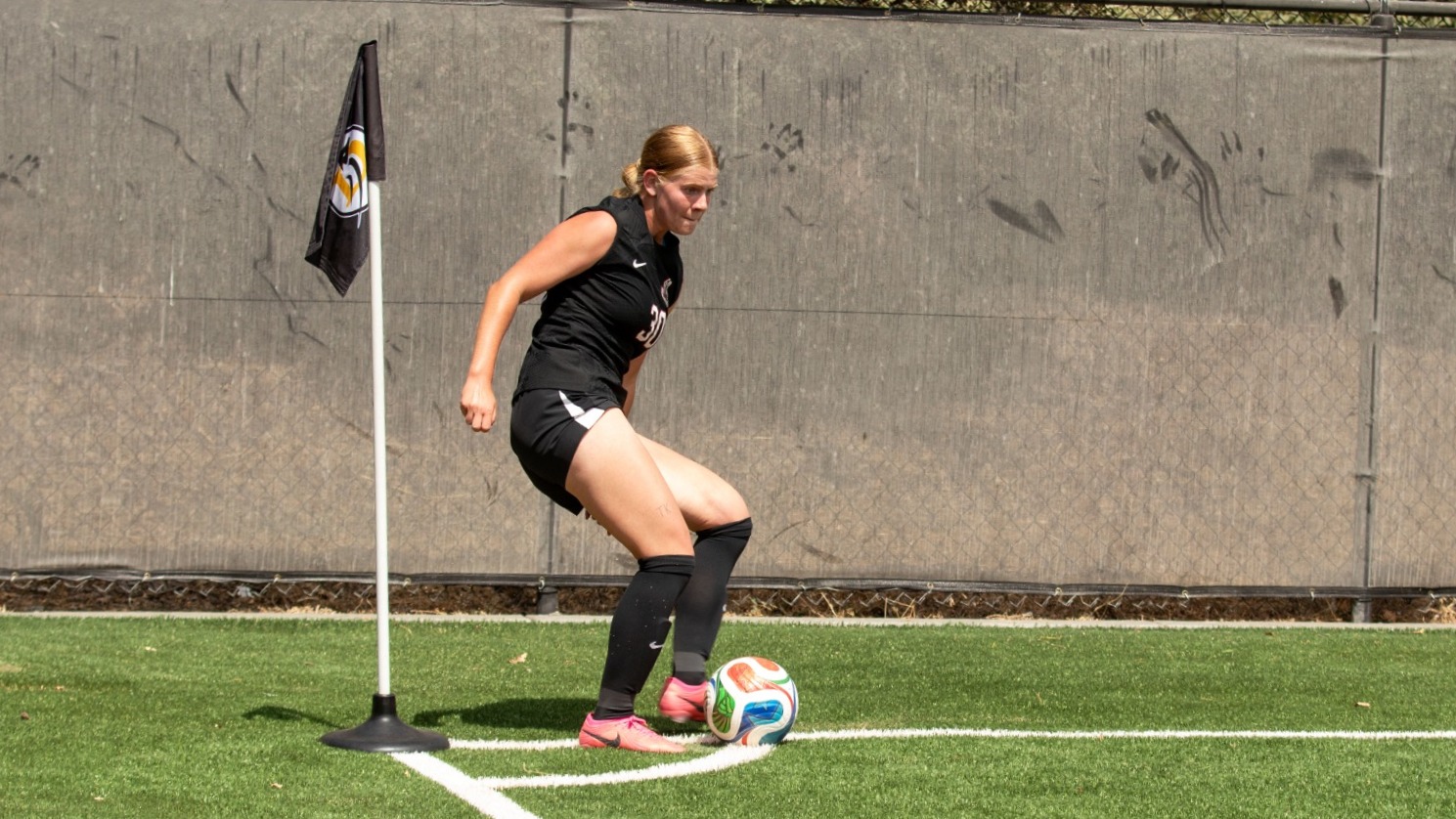 NNU vs Dominican - Women's SOccer