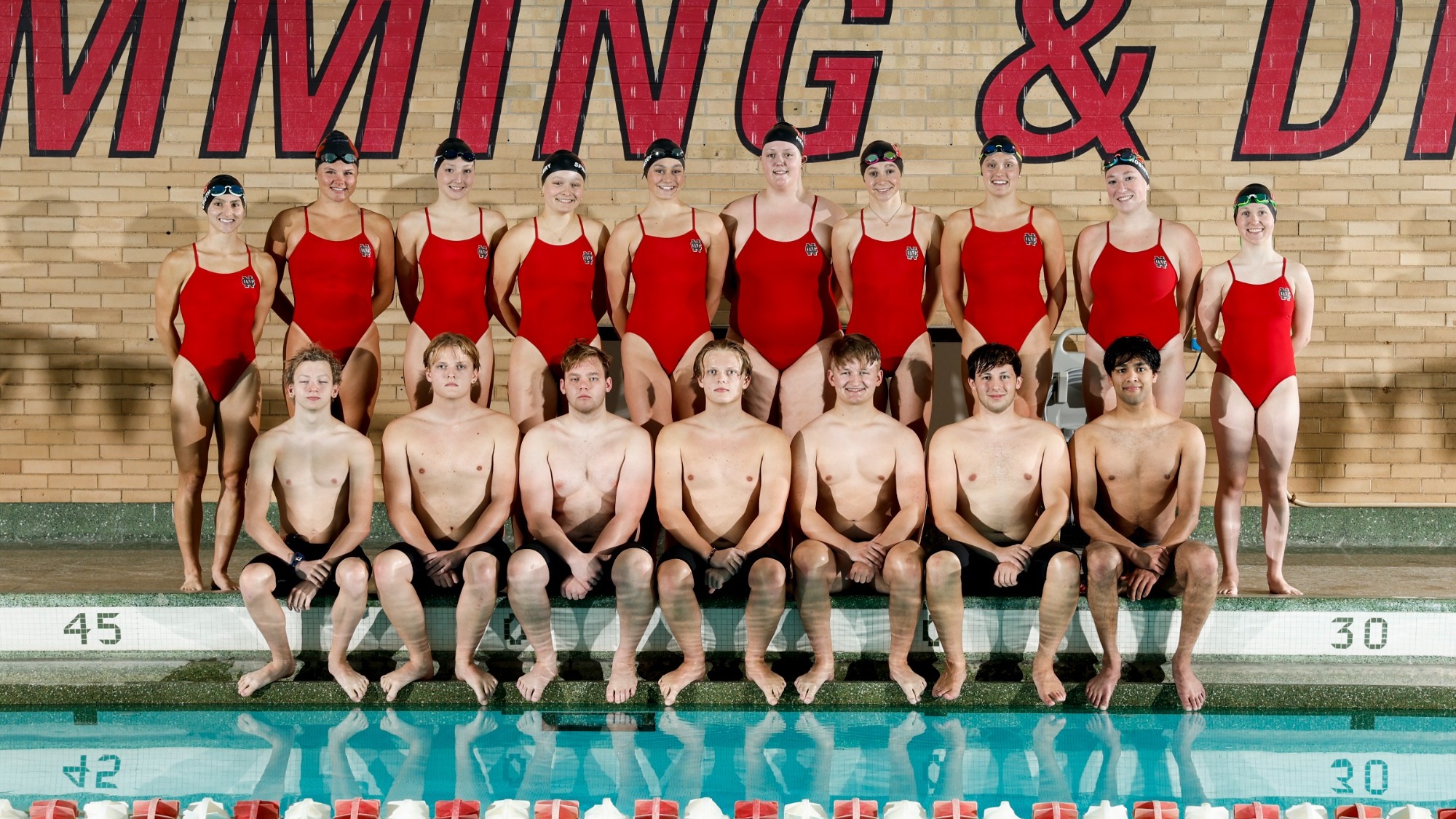 Men's and Women's Swimming and Diving Team 2024