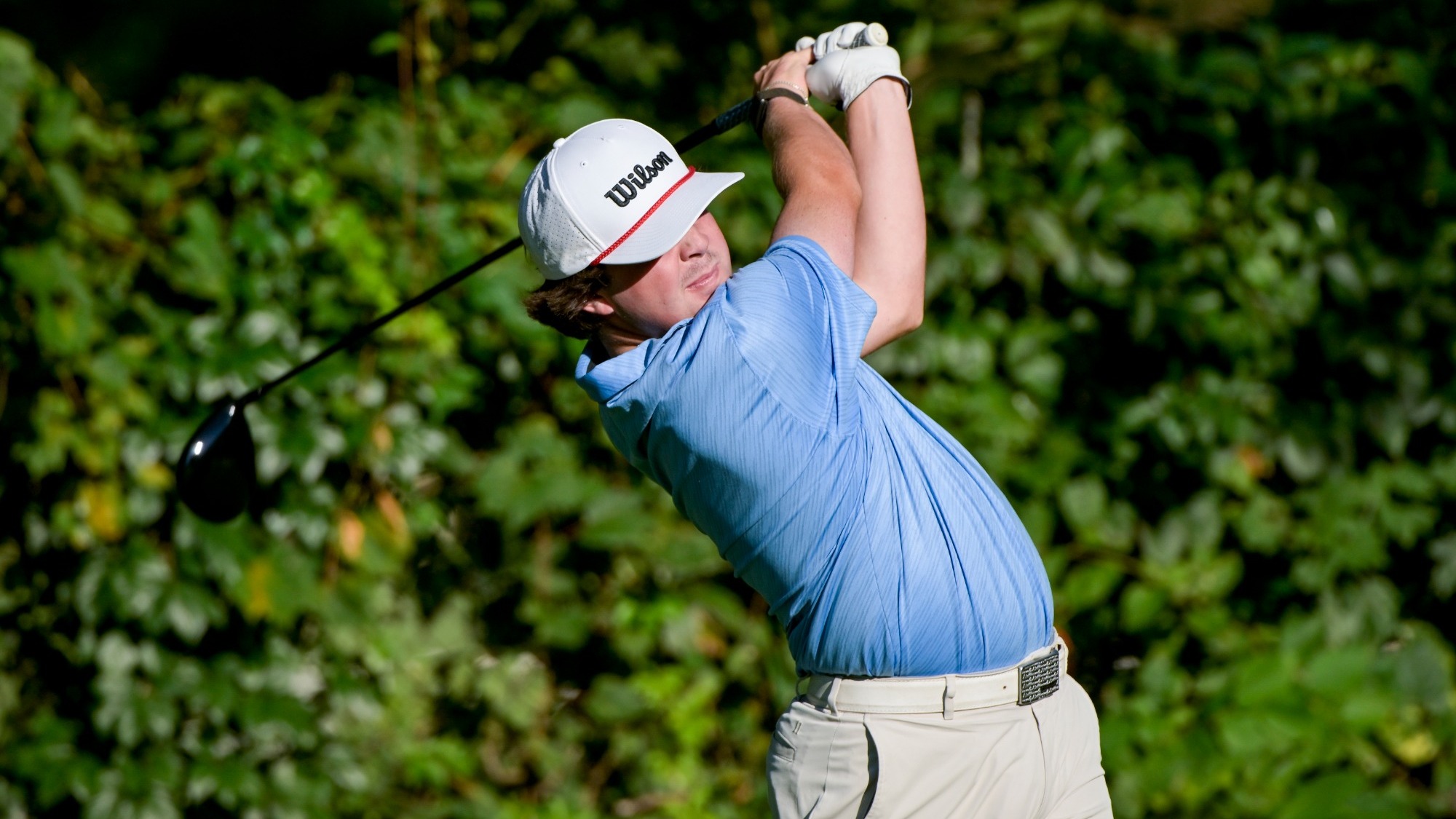 Carter Stephenson driving the golf ball