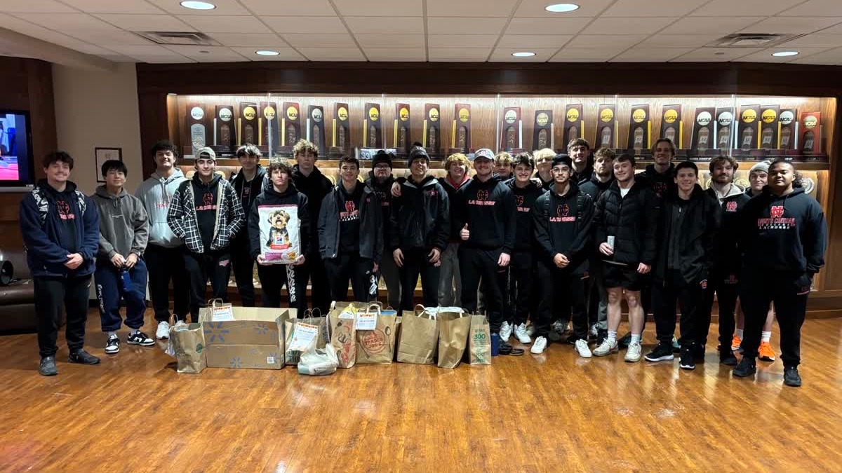 Men's Lacrosse at Food Drive