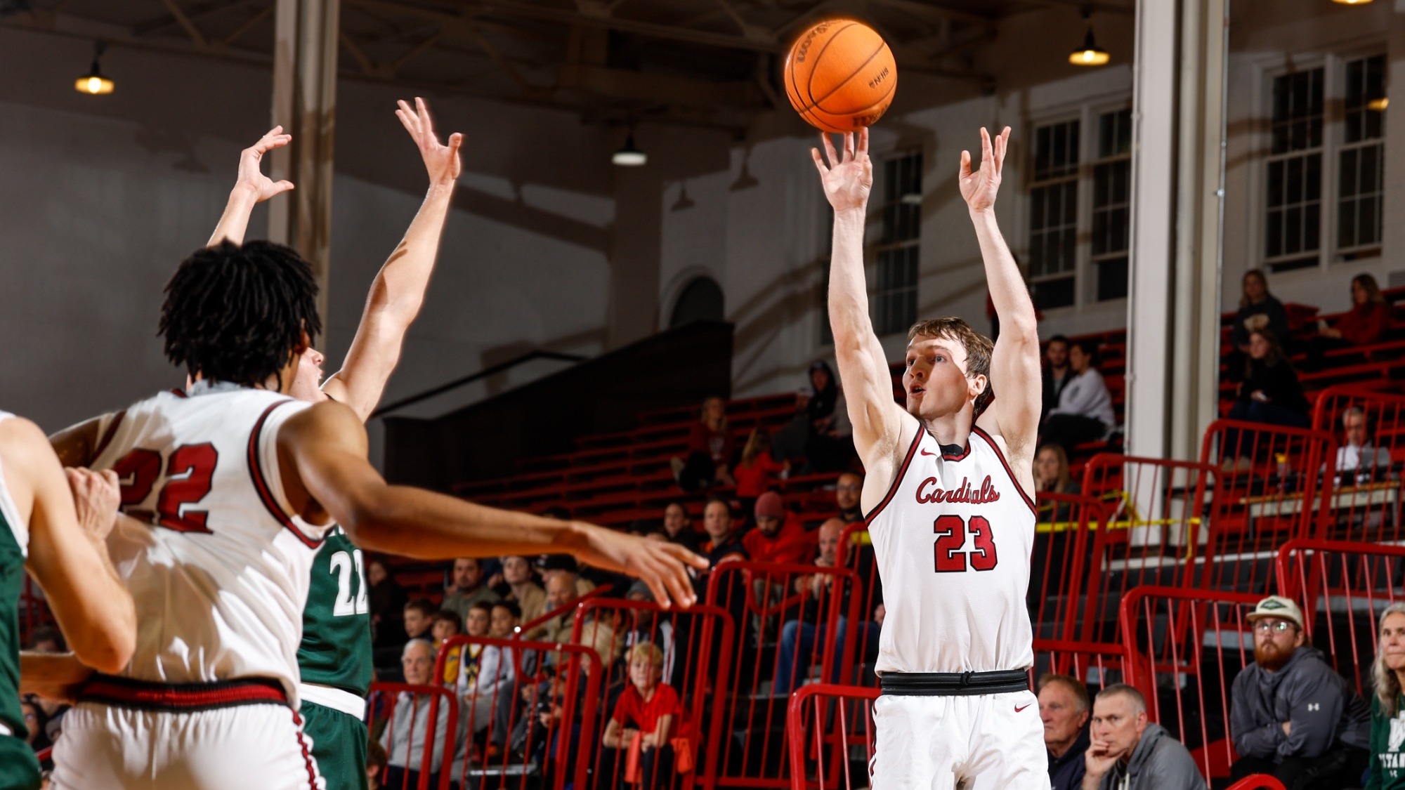 Sean Molloy shooting a three pointer