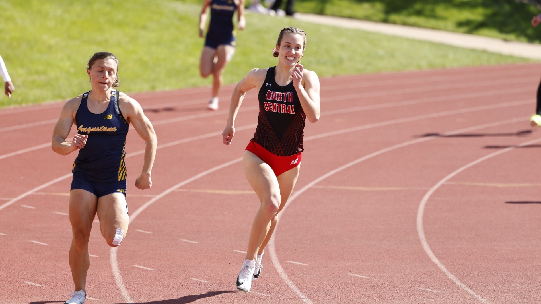 Lindsey Novak races at 2025 CCIW Outdoor Championships