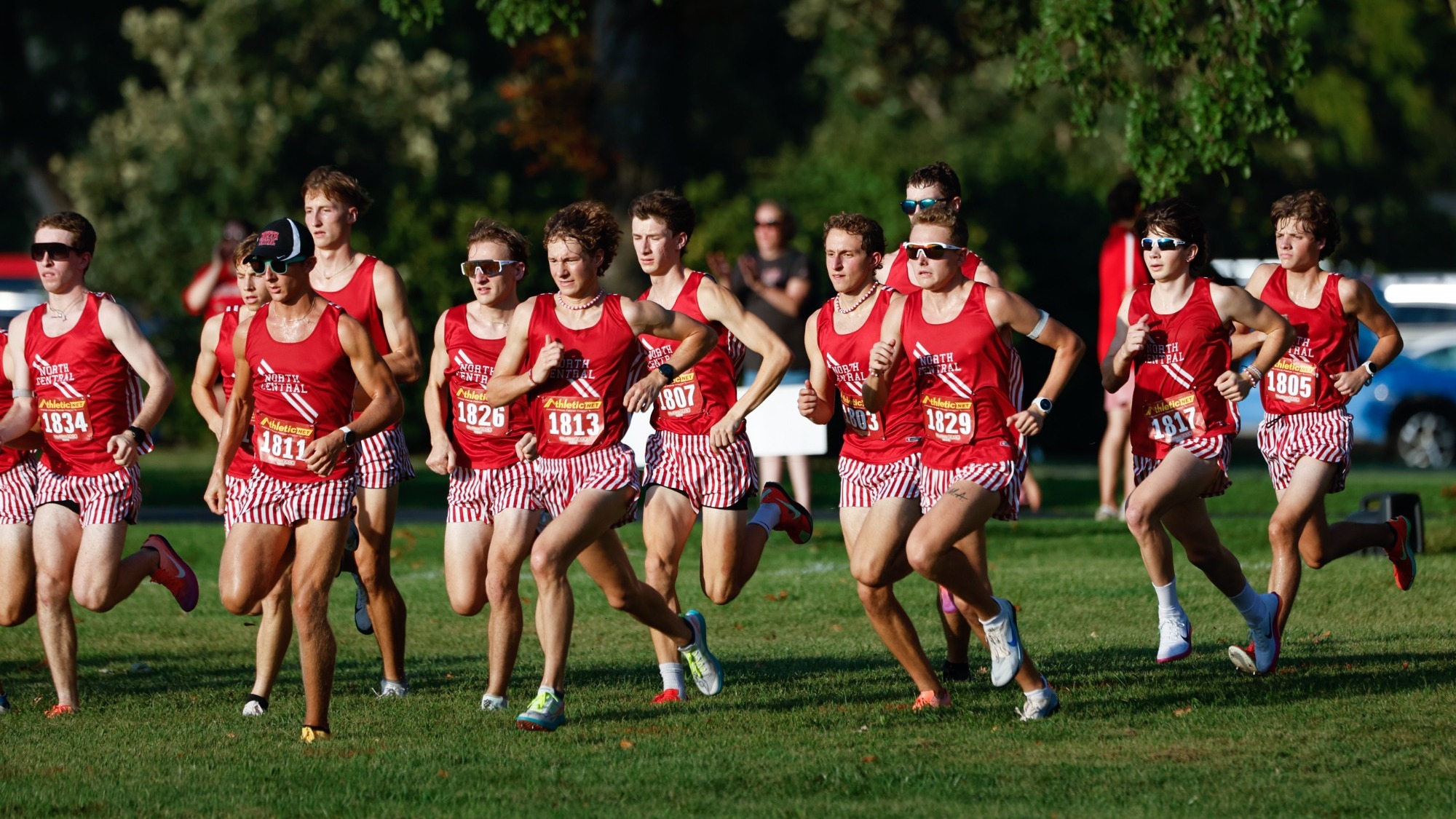 Men's cross country breaks from startline at NCCXC
